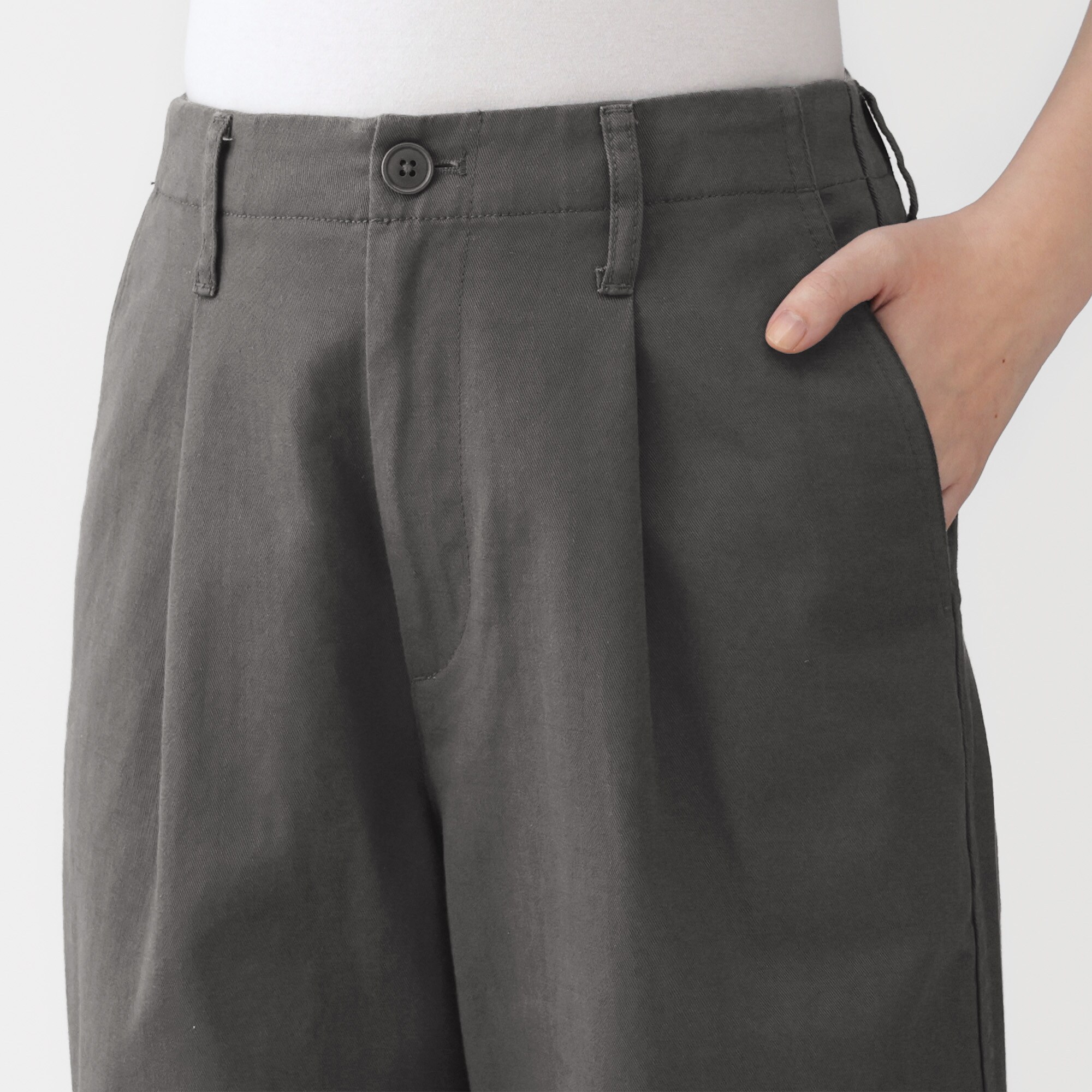 婦人　ムラ糸　チノタックワイドパンツ