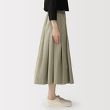 婦人　高密度ツイル　タックフレアスカート