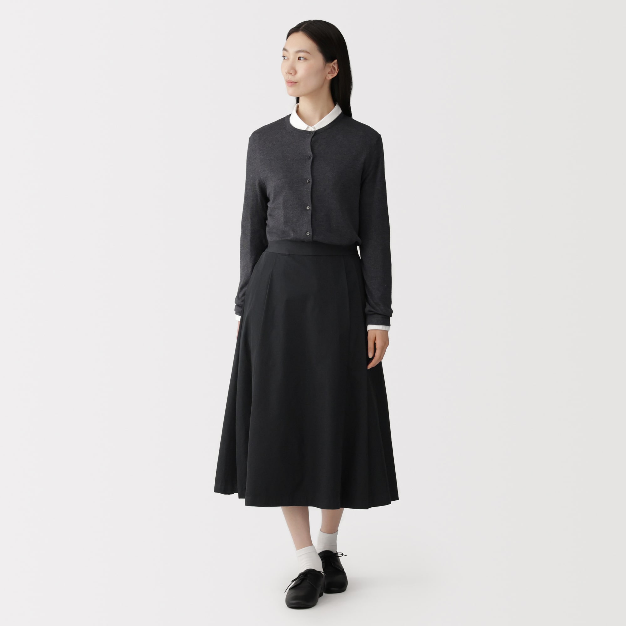 婦人　高密度ツイル　タックフレアスカート