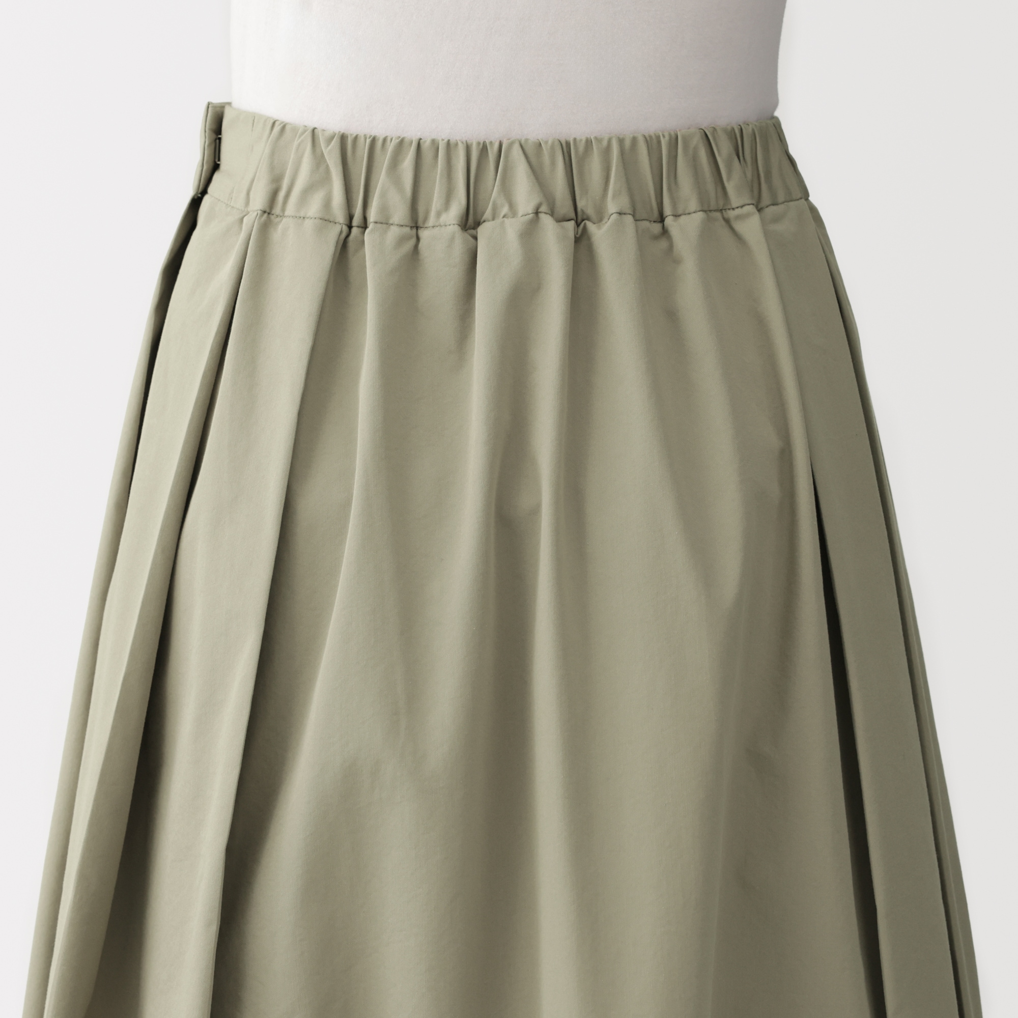 婦人　高密度ツイル　タックフレアスカート