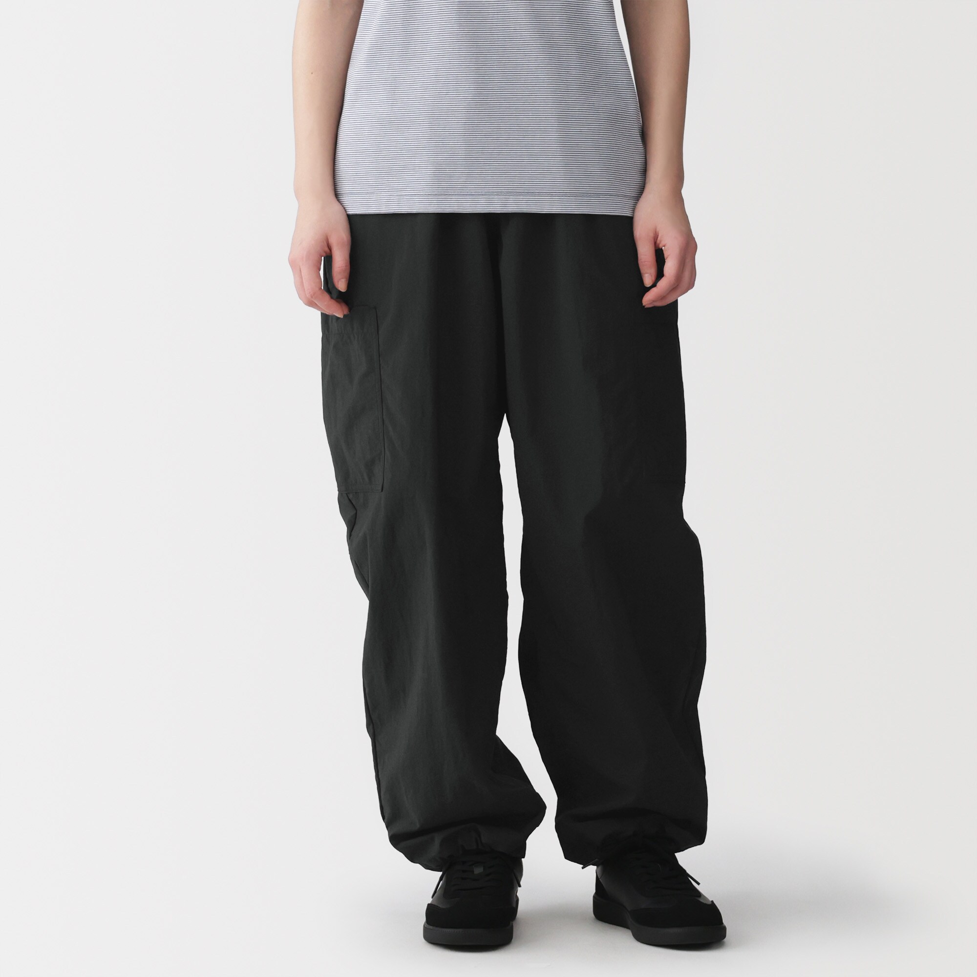 婦人　撥水　ユーティリティーイージーワイドパンツ
