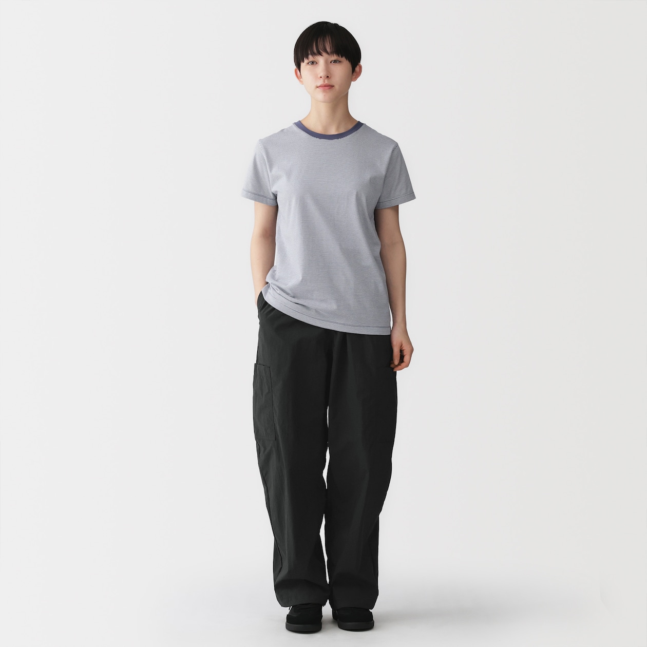 婦人　撥水　ユーティリティーイージーワイドパンツ