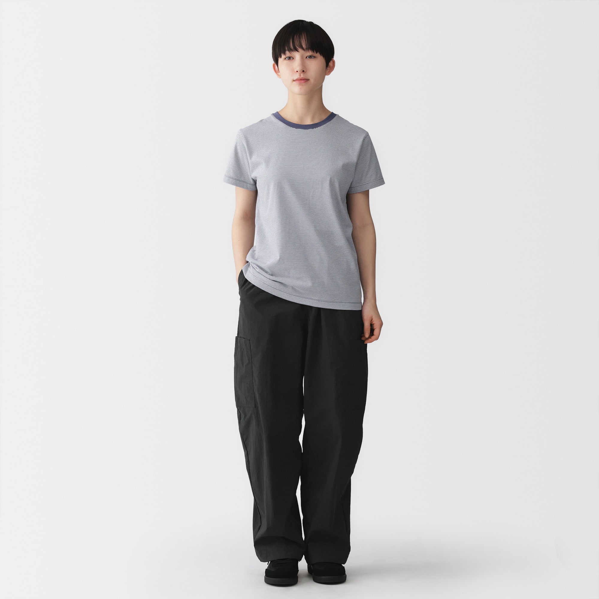 婦人　撥水　ユーティリティーイージーワイドパンツ