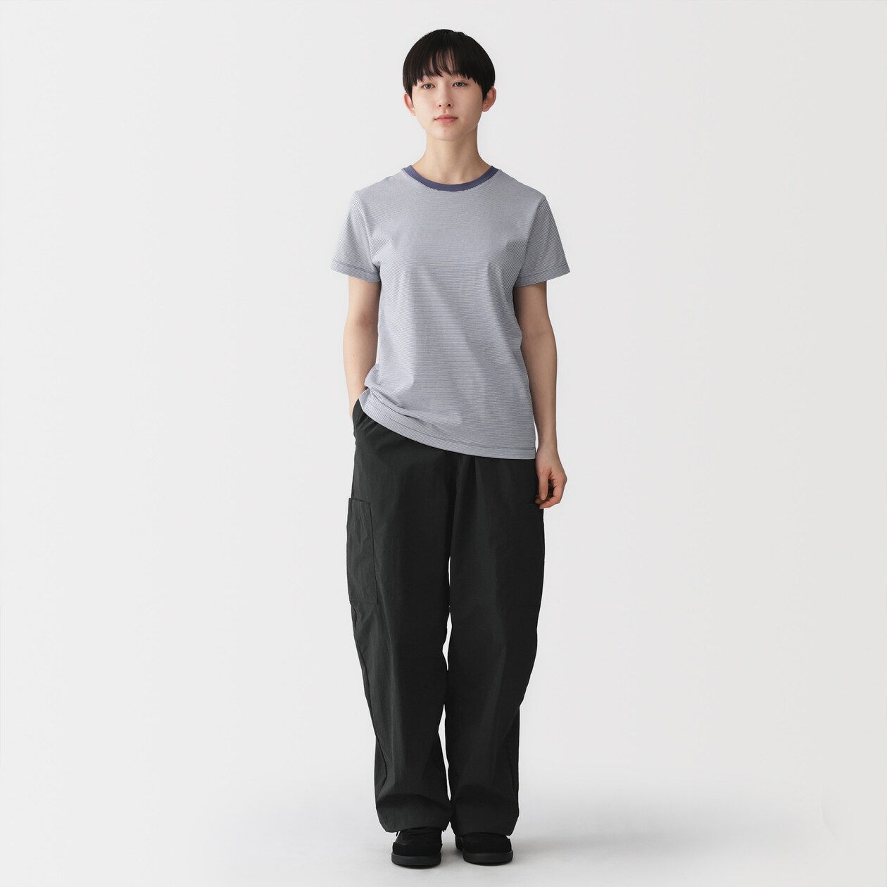 婦人　撥水　ユーティリティーイージーワイドパンツ