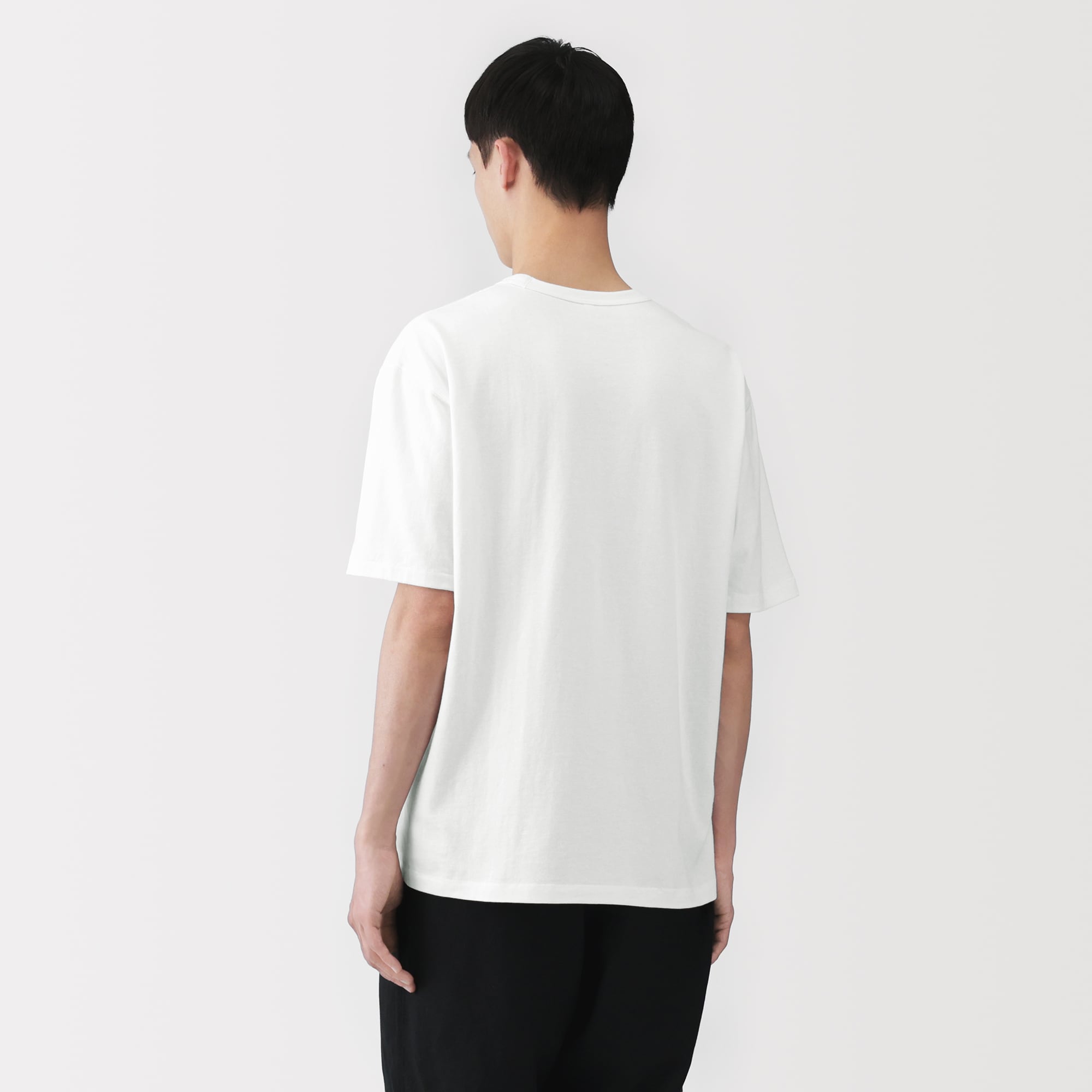 紳士　昔ながらの製法で編み立てた天竺クルーネック半袖Ｔシャツ