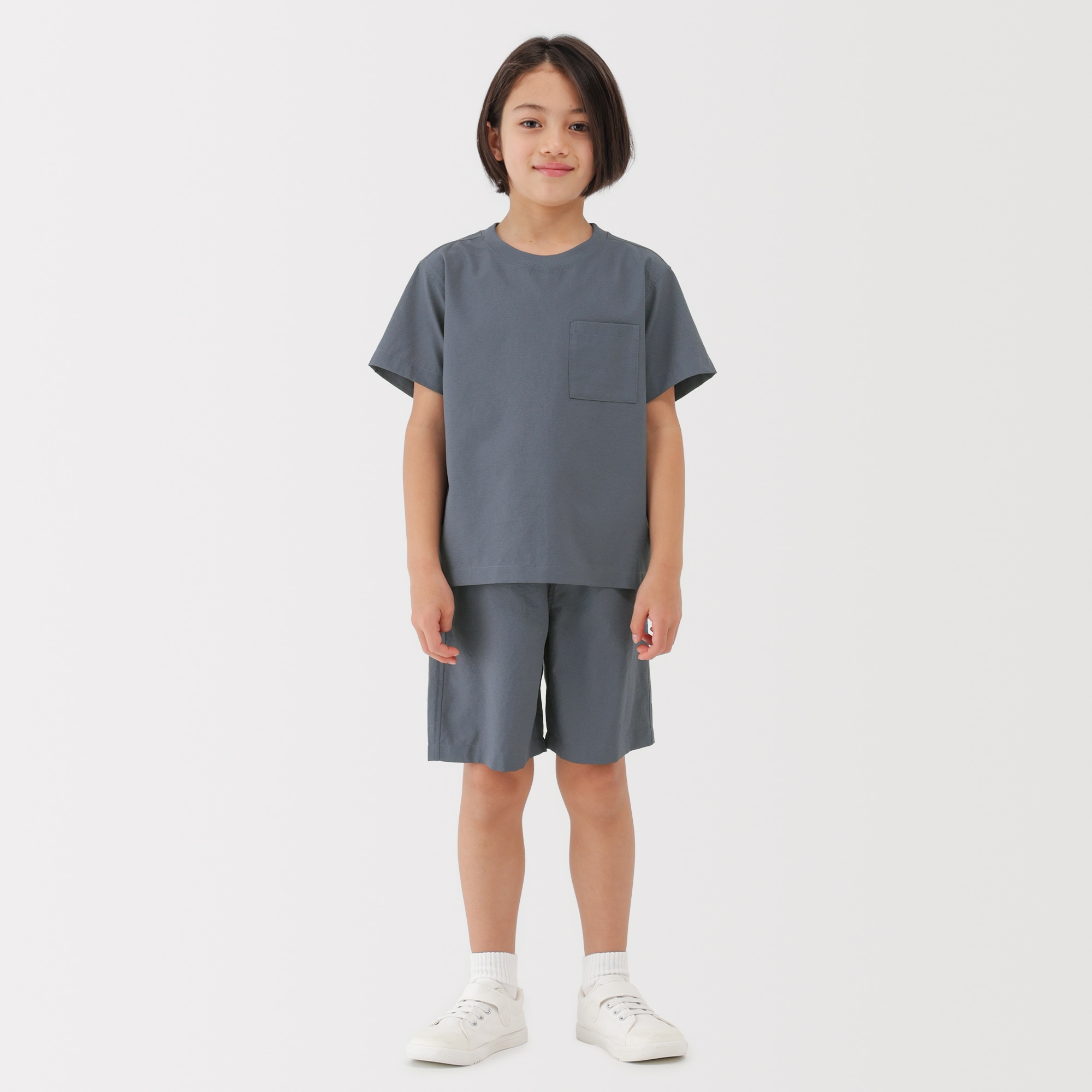 キッズ　風を通す布帛半袖Ｔシャツ