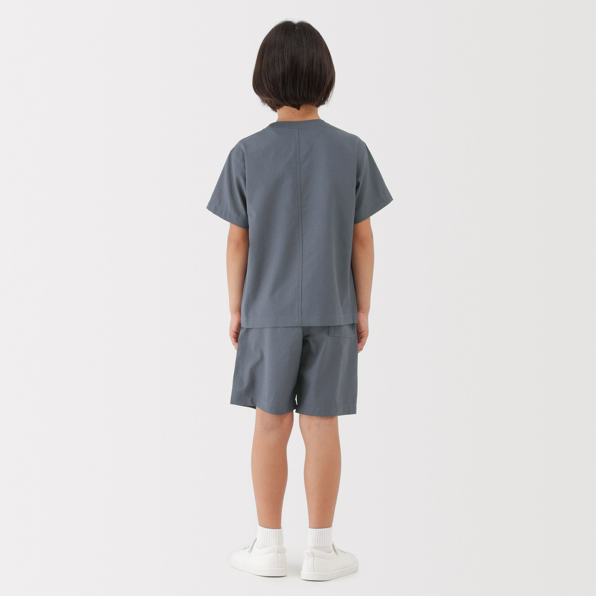 キッズ　風を通す布帛半袖Ｔシャツ