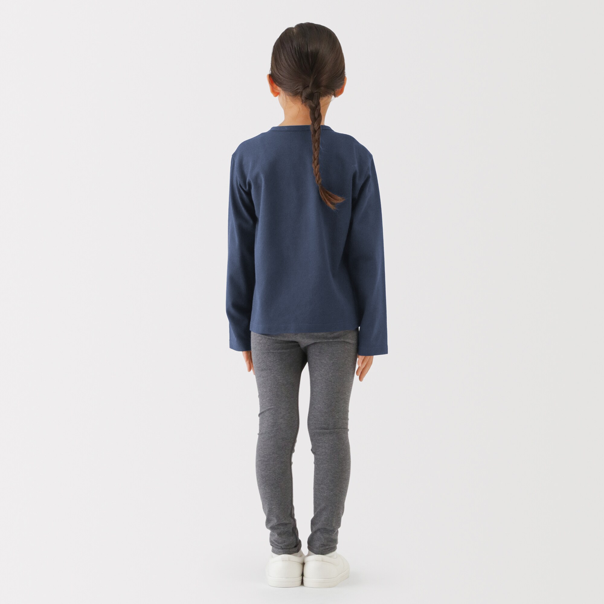 キッズ　ＵＶカット梨地編みクルーネックカーディガン