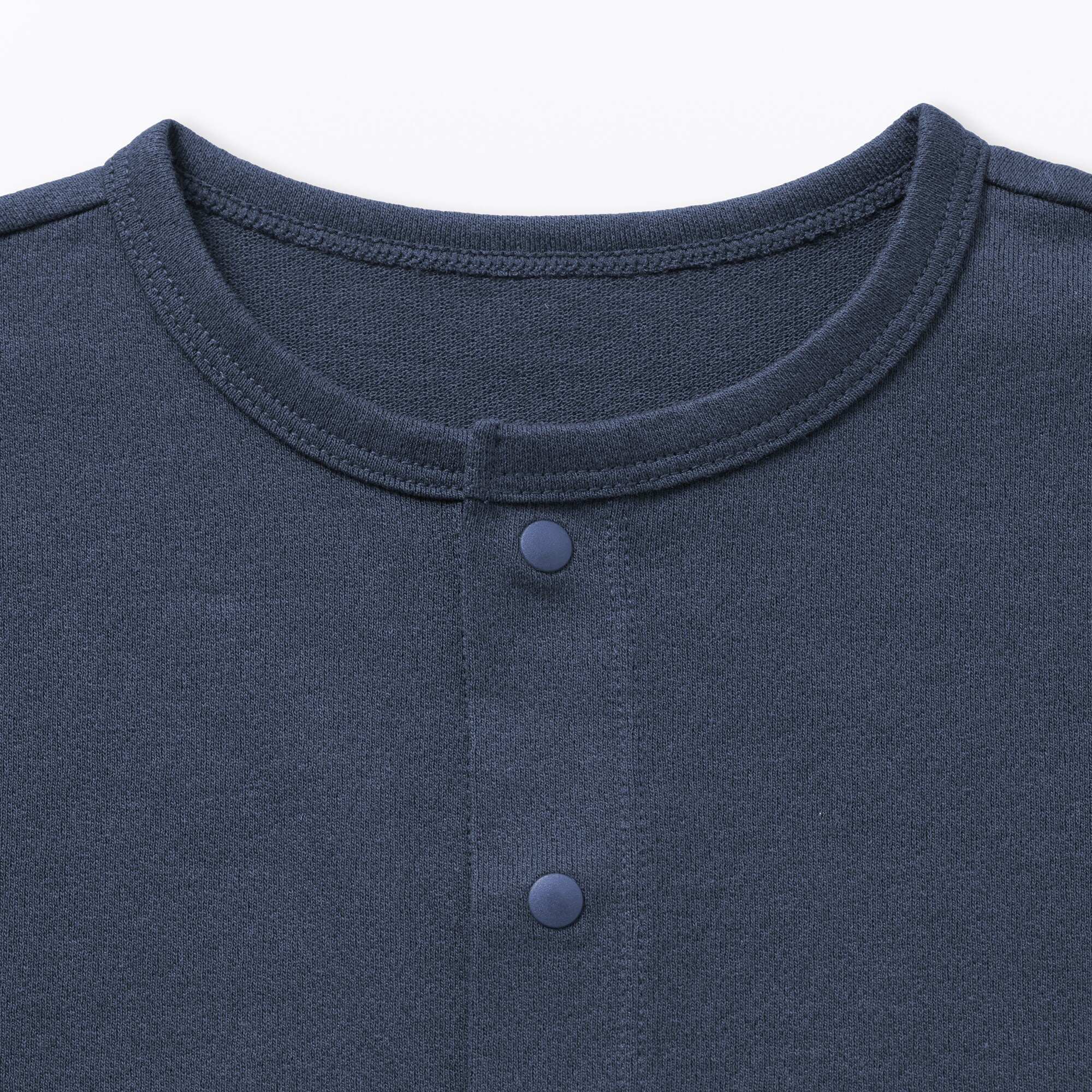 キッズ　ＵＶカット梨地編みクルーネックカーディガン