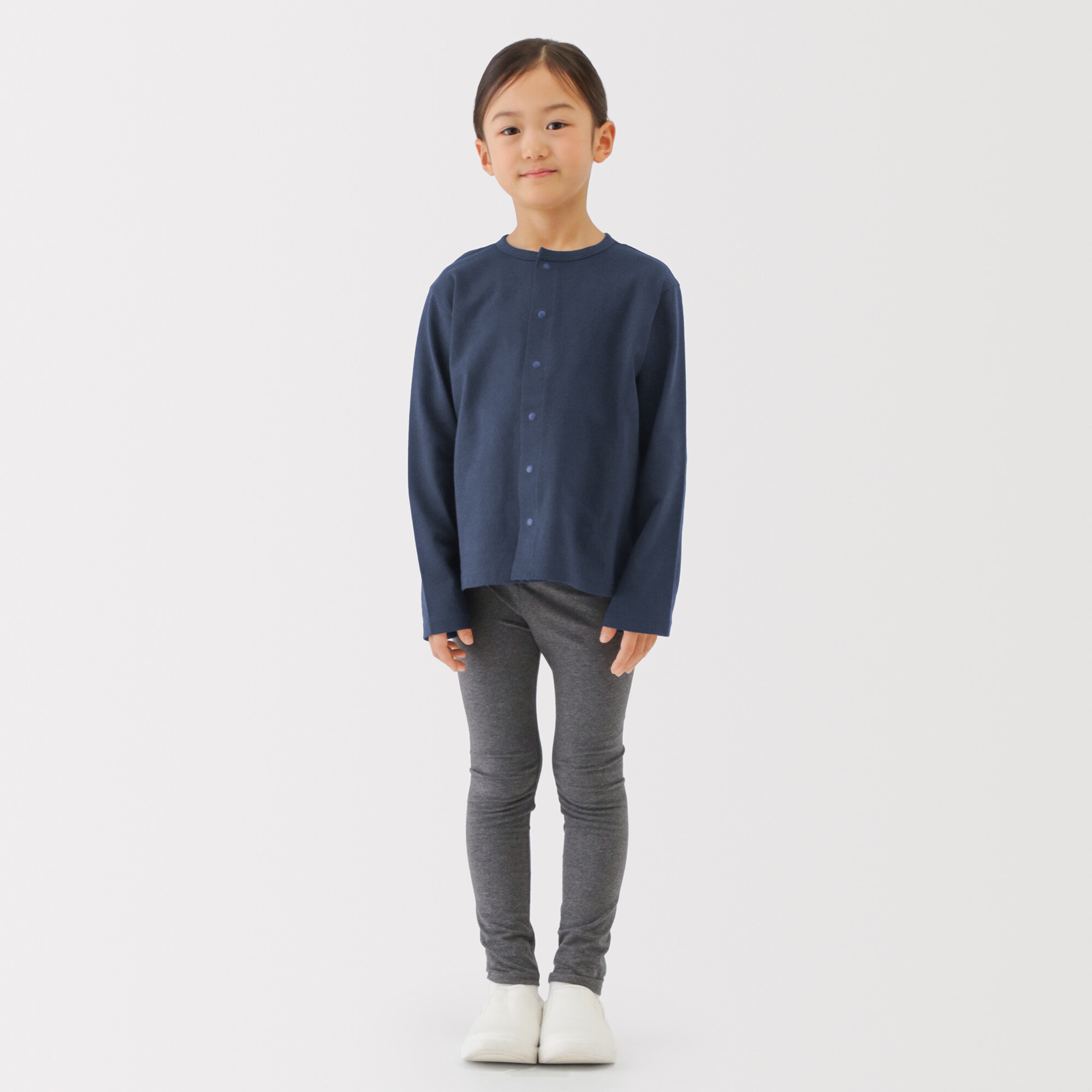 キッズ　ＵＶカット梨地編みクルーネックカーディガン