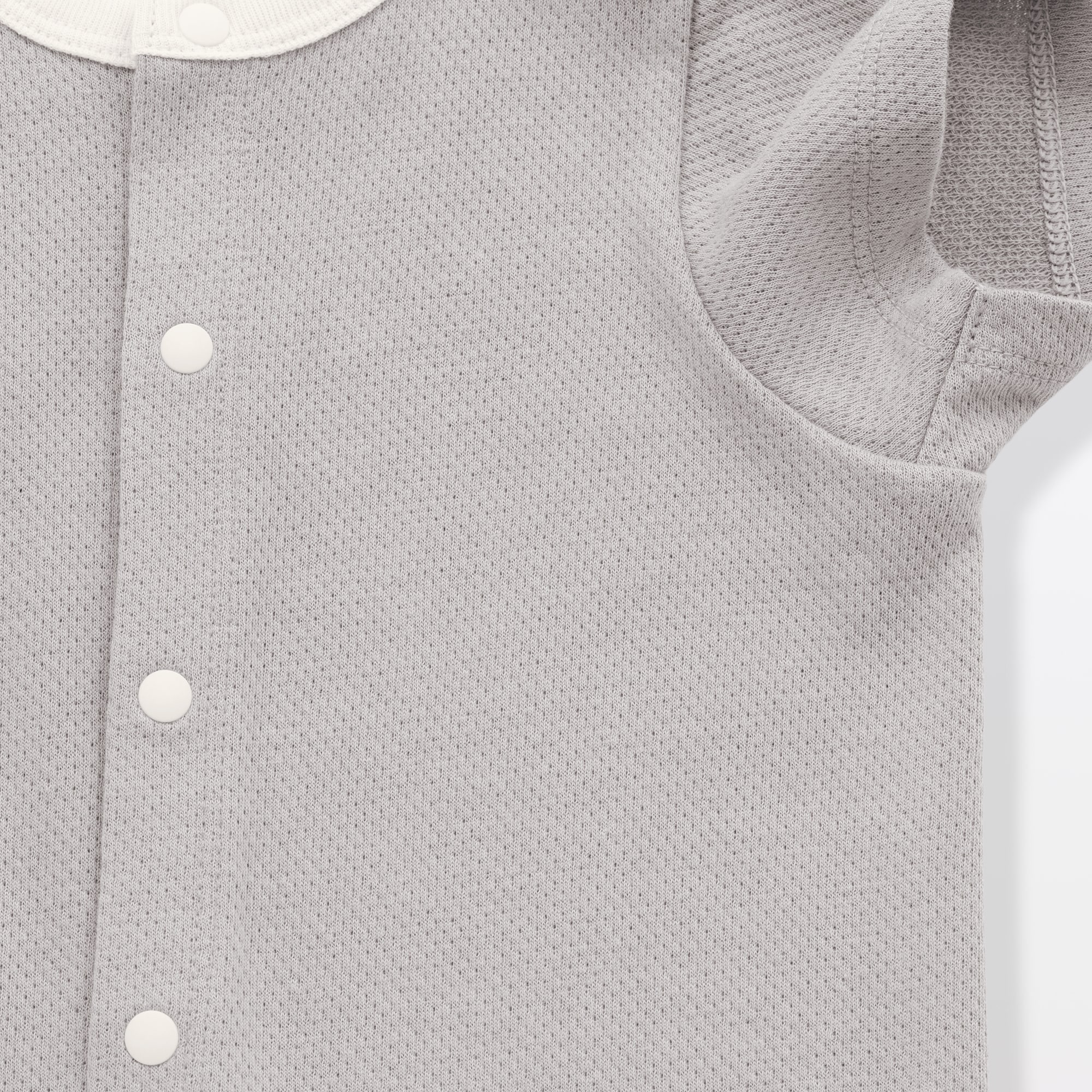 ベビー　脇に縫い目のない鹿の子編み半袖ショートオール