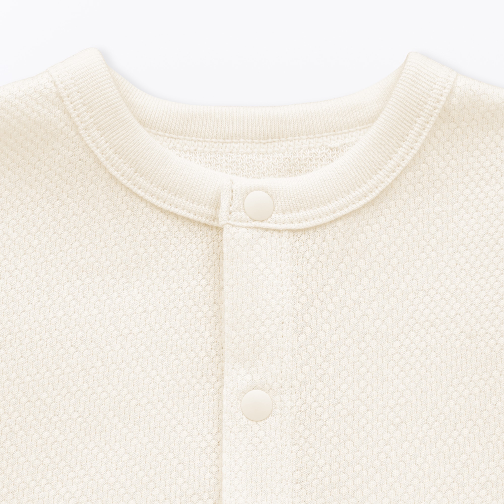 ベビー　脇に縫い目のない鹿の子編み半袖ショートオール