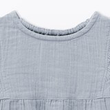 ベビー　あたまするっと楊柳ガーゼフリルスリーブブラウス