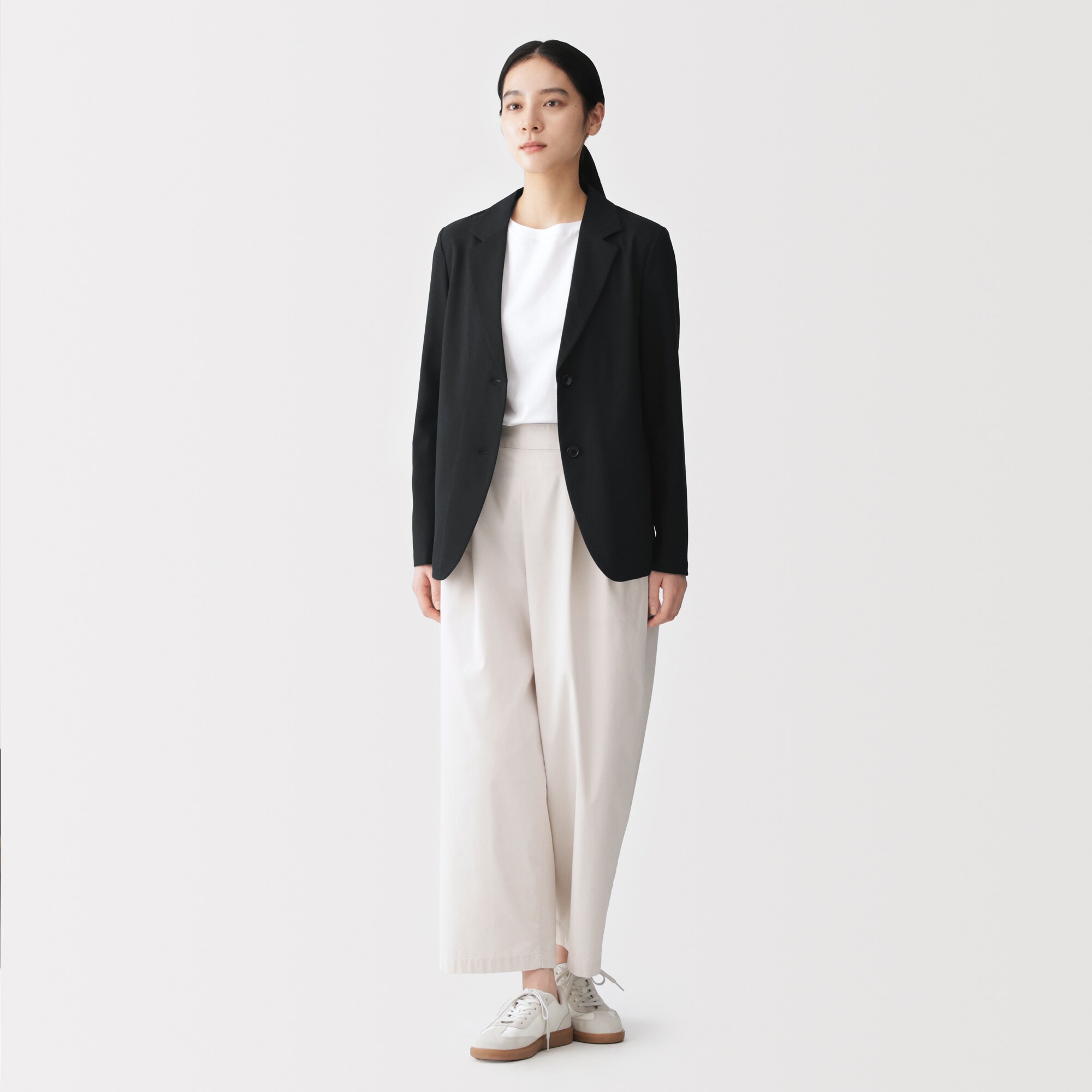 婦人　撥水　ストレッチ　テーラードジャケット