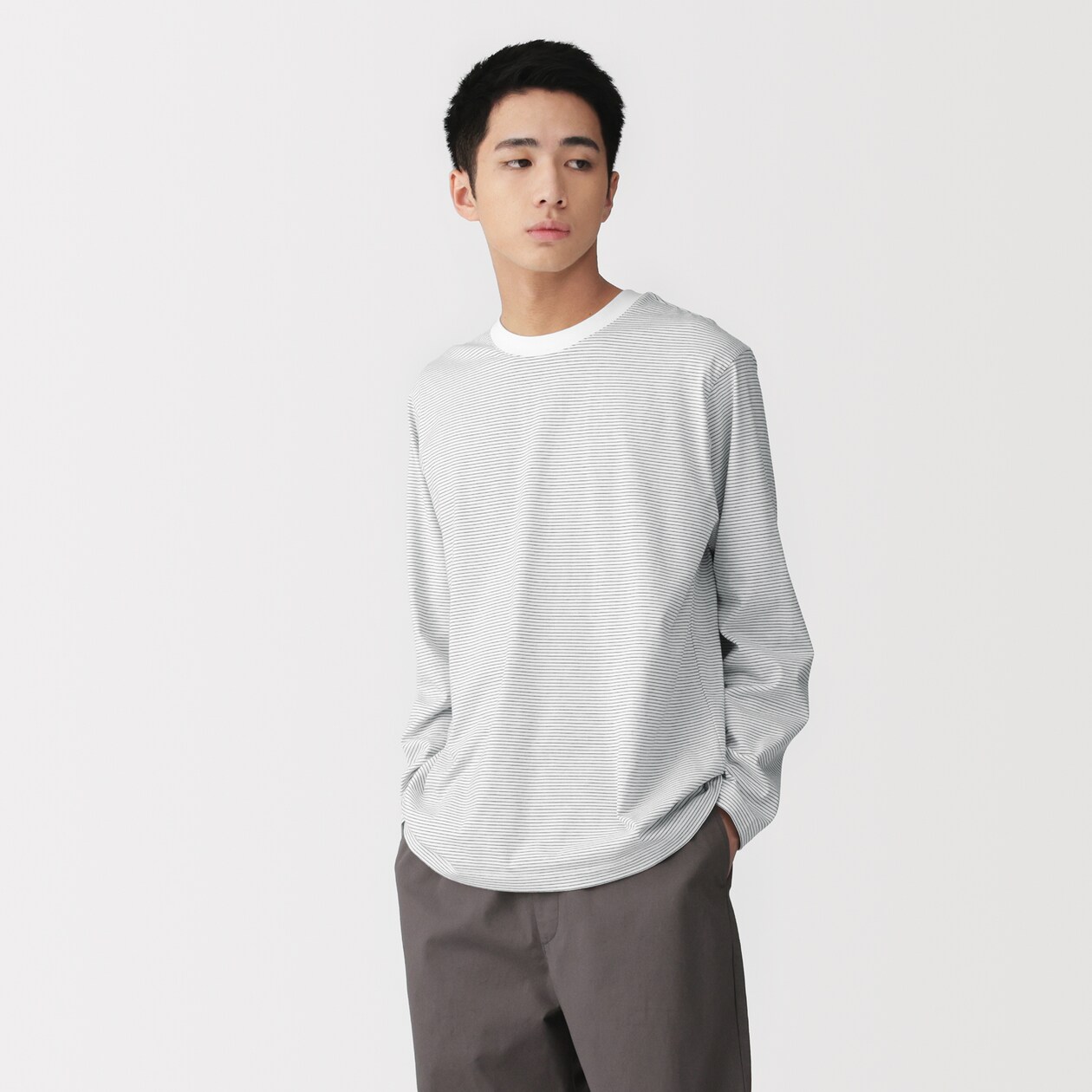 紳士　天竺編みクルーネック長袖Ｔシャツ（ボーダー）