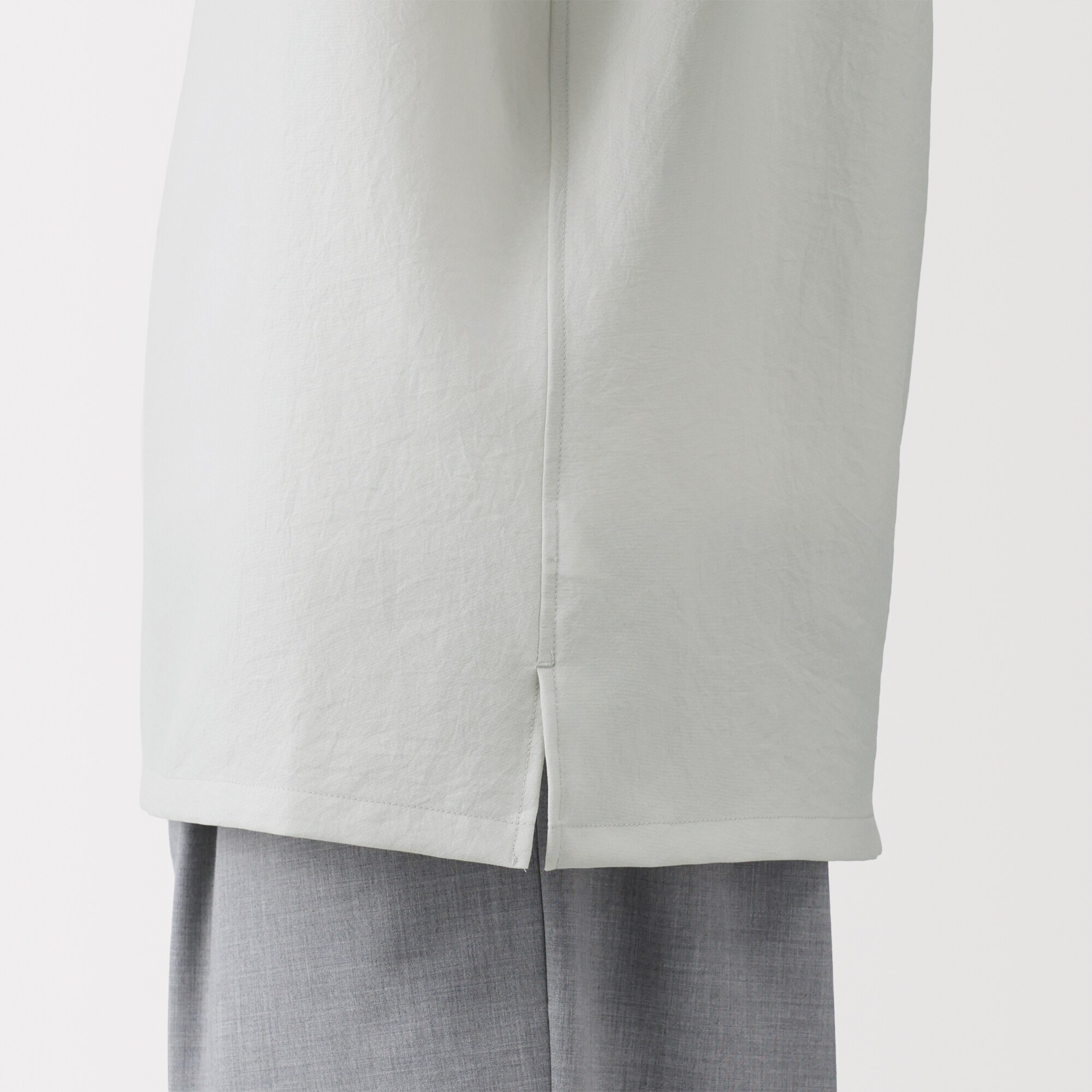 紳士　風を通す半袖シャツ