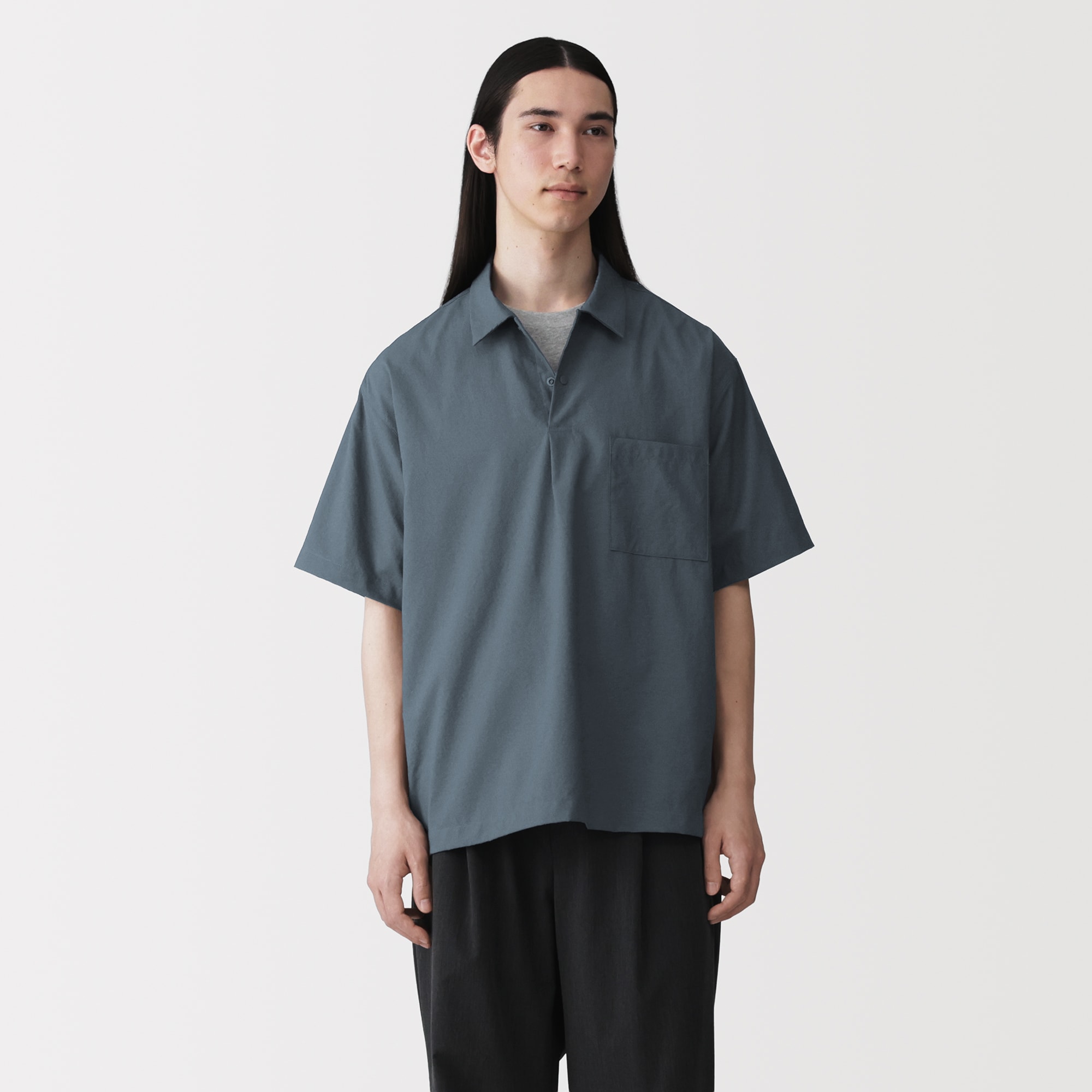 紳士　風を通す半袖布帛ポロシャツ