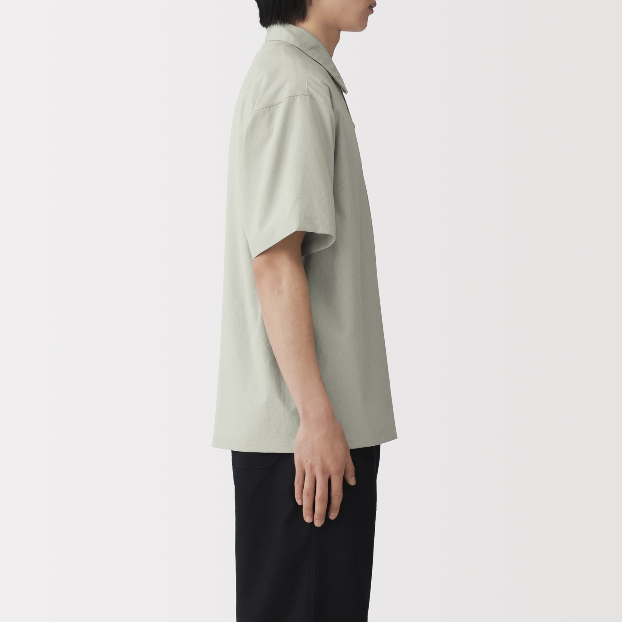 紳士　風を通す半袖布帛ポロシャツ