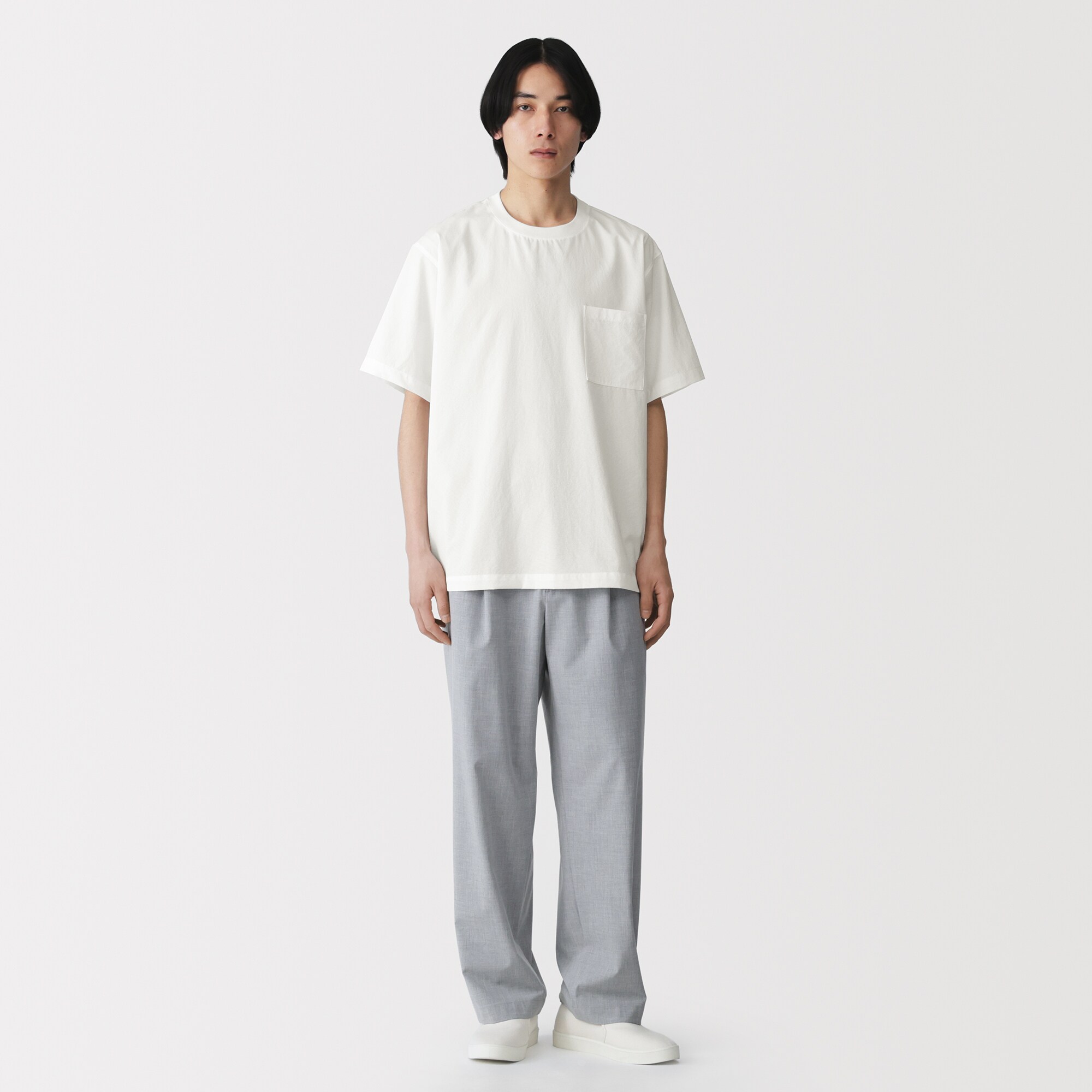 【ホワイト】全方向ストレッチ布帛パンツ <NATIVE> (MENS) 紳士 風を通す半袖布帛Tシャツ | 無印良品