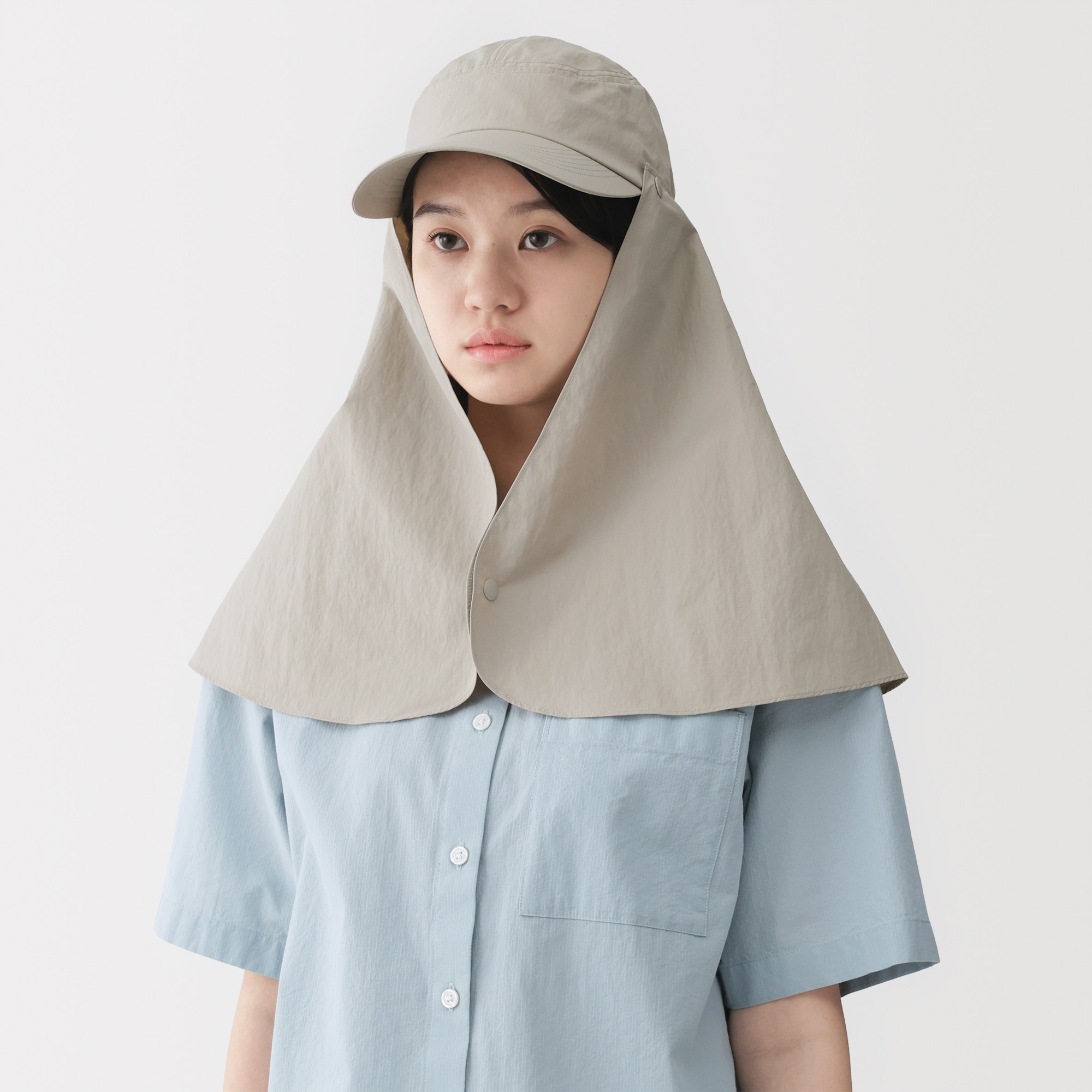 ＵＶカット日陰を持ち歩くキャップ