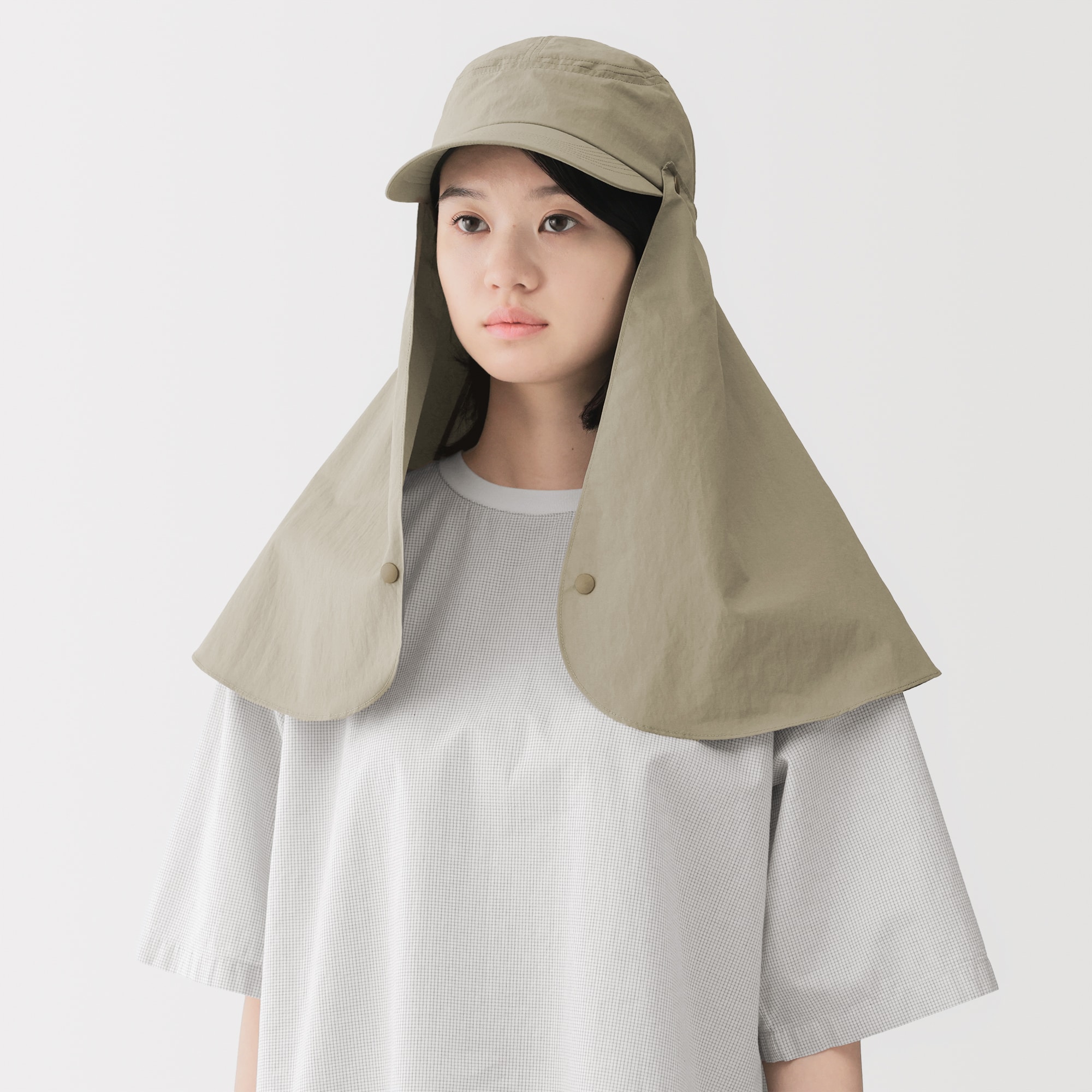 ＵＶカット日陰を持ち歩くキャップ