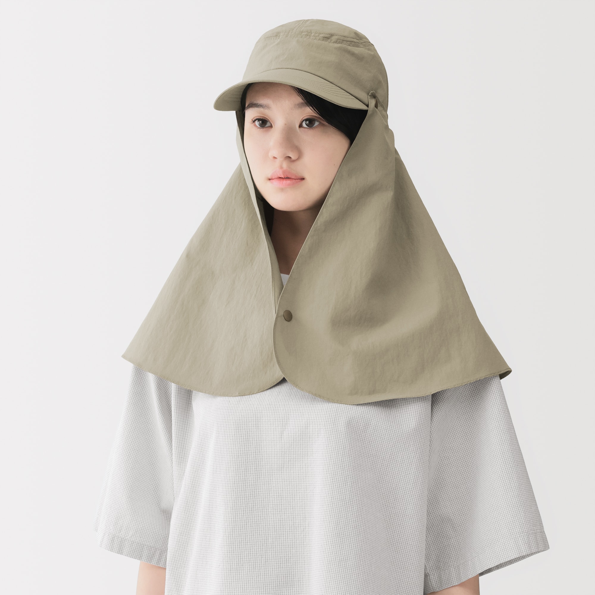 ＵＶカット日陰を持ち歩くキャップ