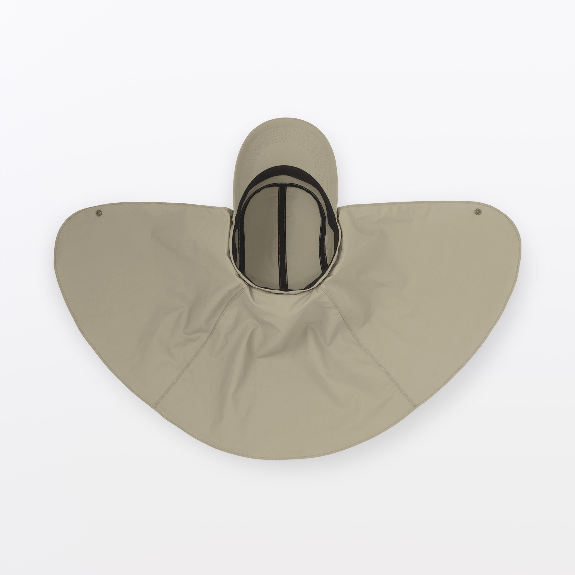 ＵＶカット日陰を持ち歩くキャップ