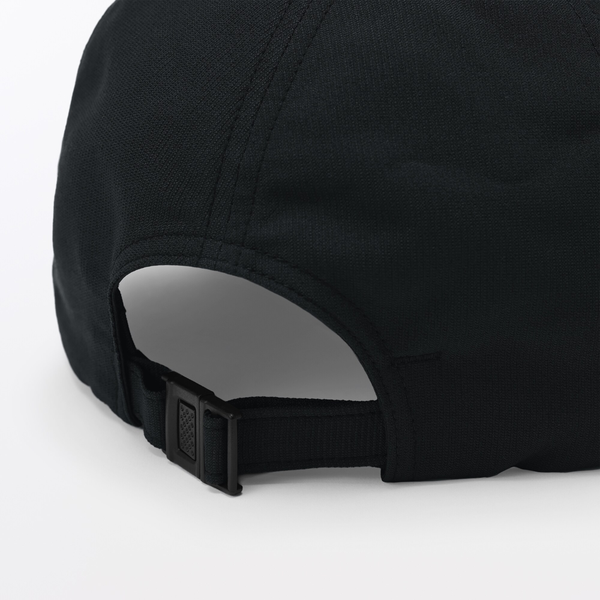 キッズ　ＵＶカット風を通す　ちいさくまとまる　キャップ