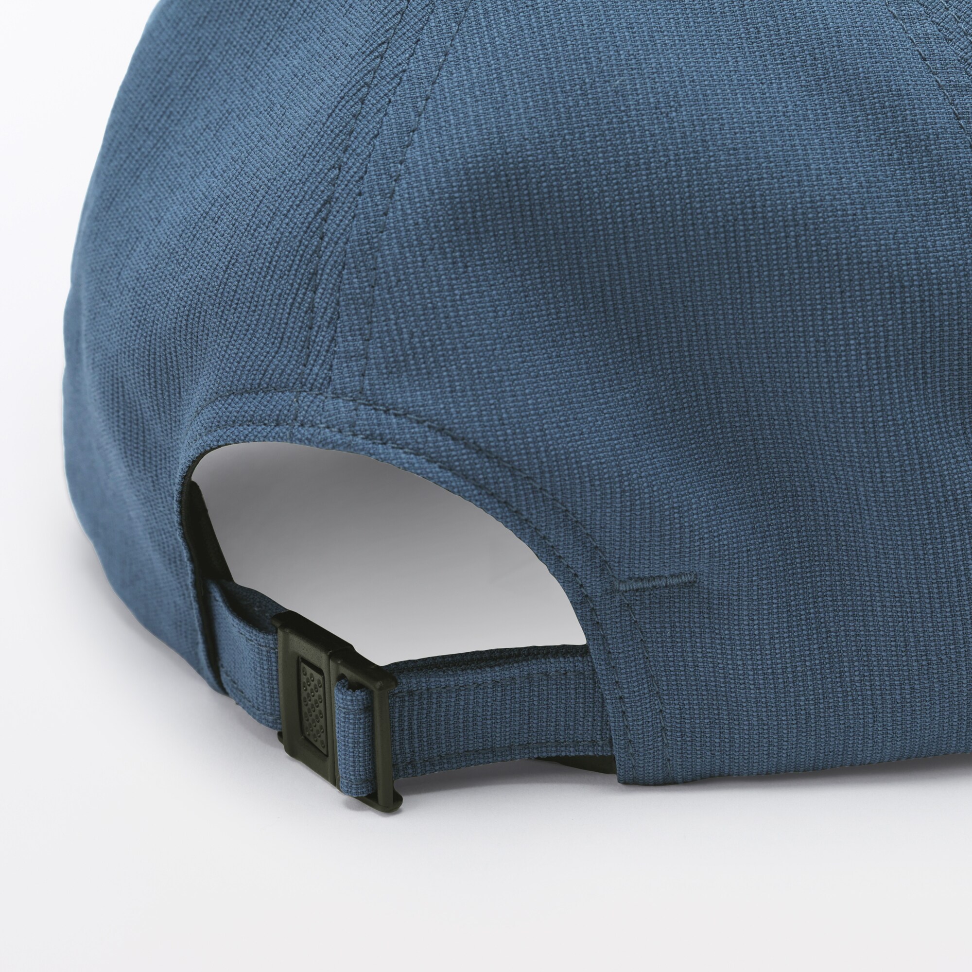 キッズ　ＵＶカット風を通す　ちいさくまとまる　キャップ