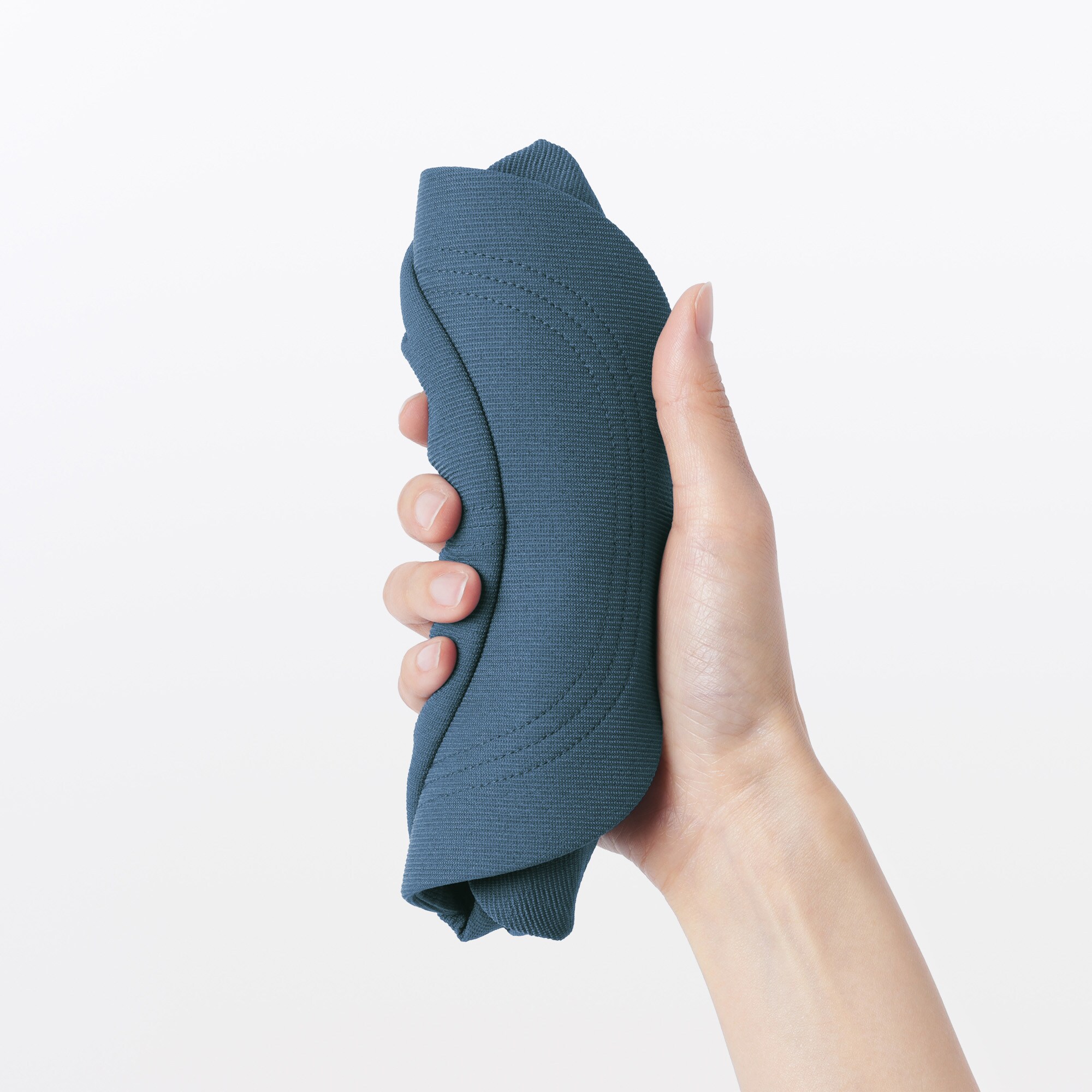 キッズ　ＵＶカット風を通す　ちいさくまとまる　キャップ