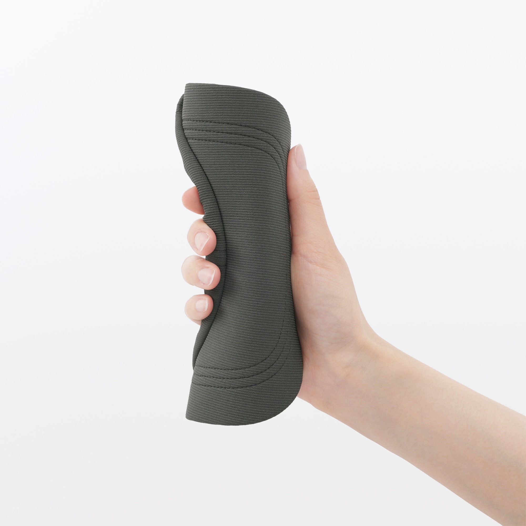 ＵＶカット風を通す　ちいさくまとまる　キャップ