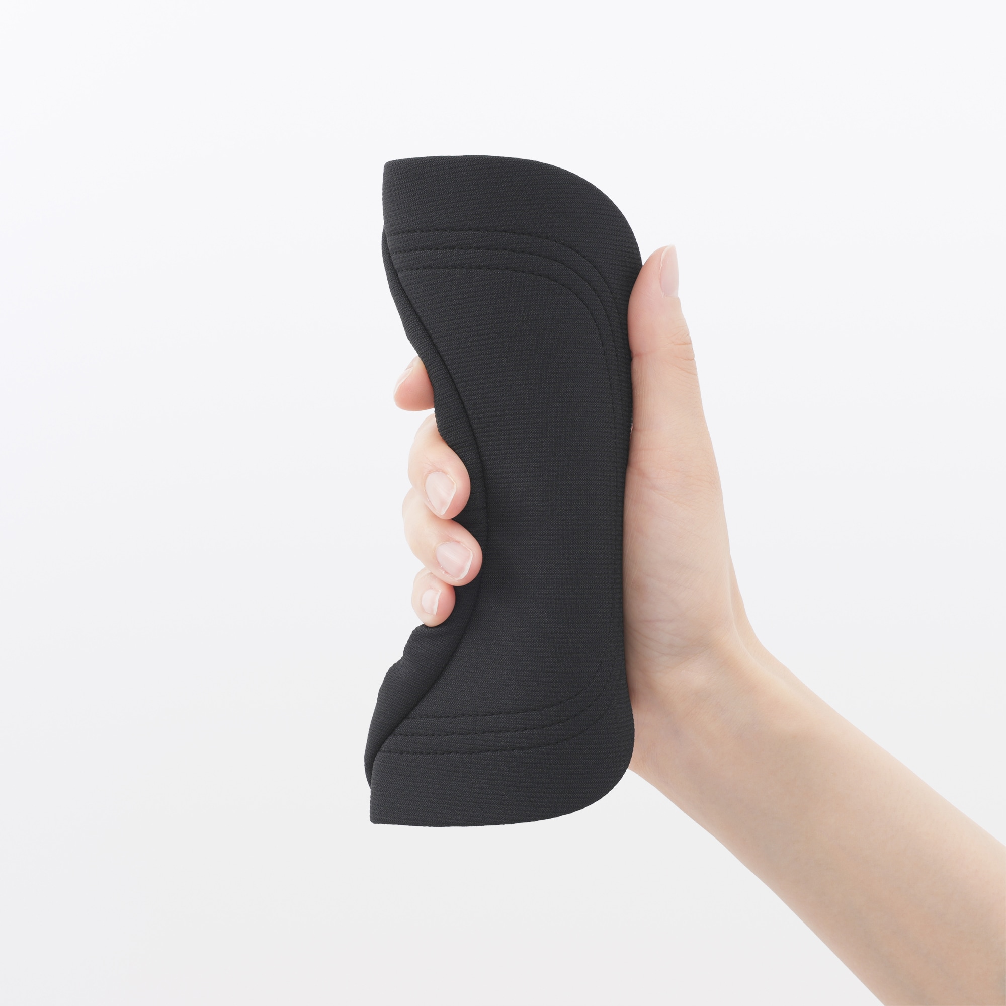 ＵＶカット風を通す　ちいさくまとまる　キャップ