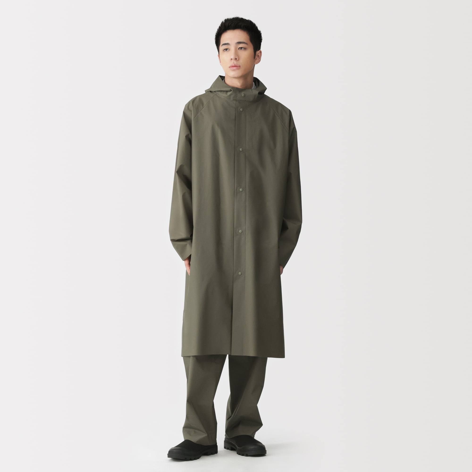 ＥＶＡ　ロングレインコート（フリーカット）