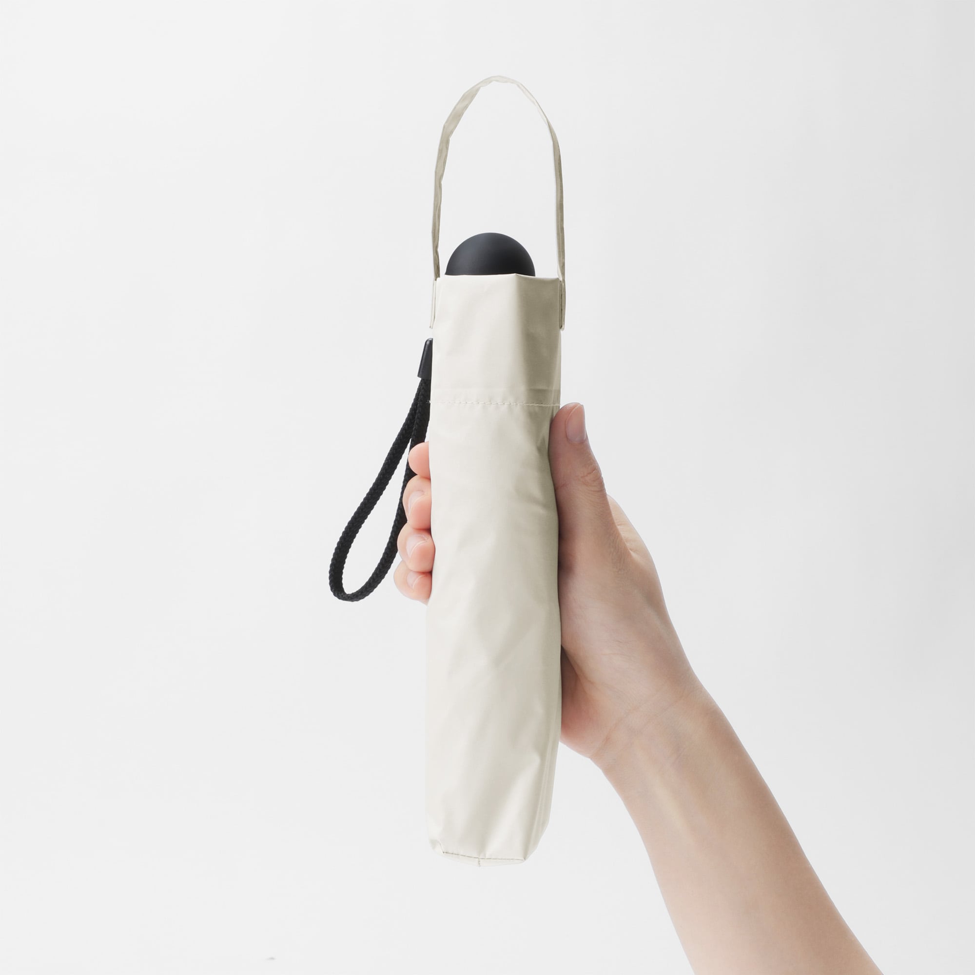 遮熱性のある　折りたたみ日傘