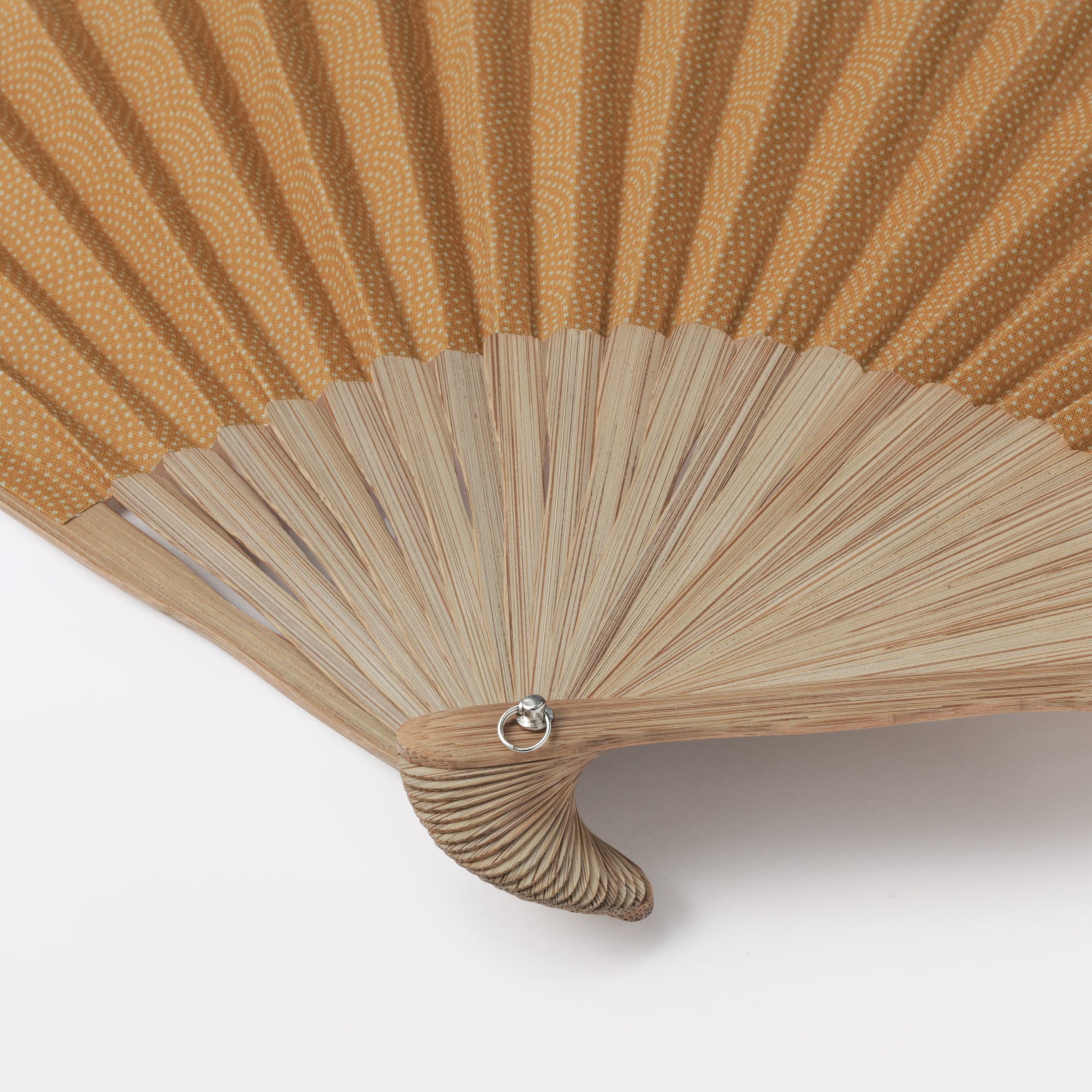 扇子（鮫小紋）