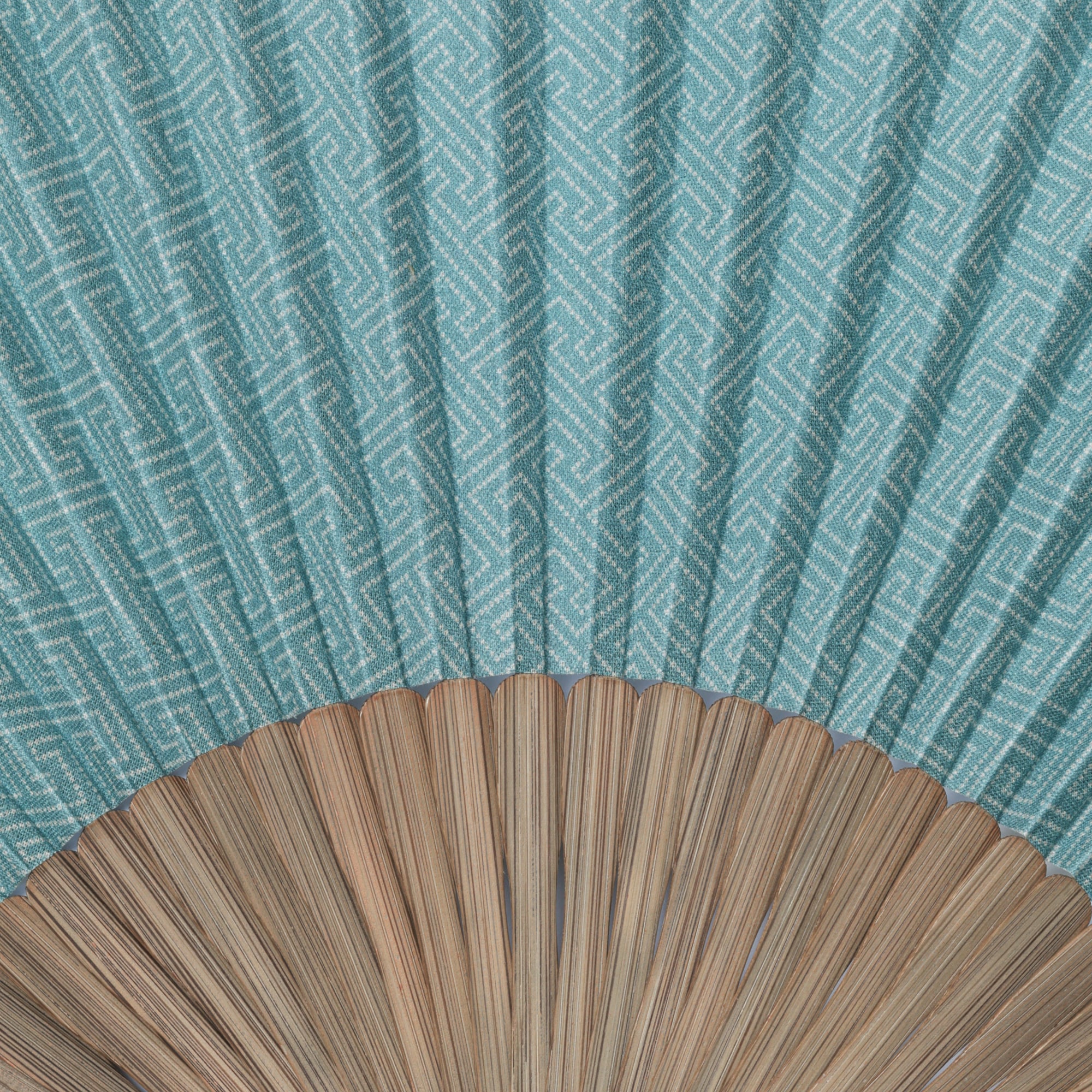 扇子（工字繋ぎ柄）