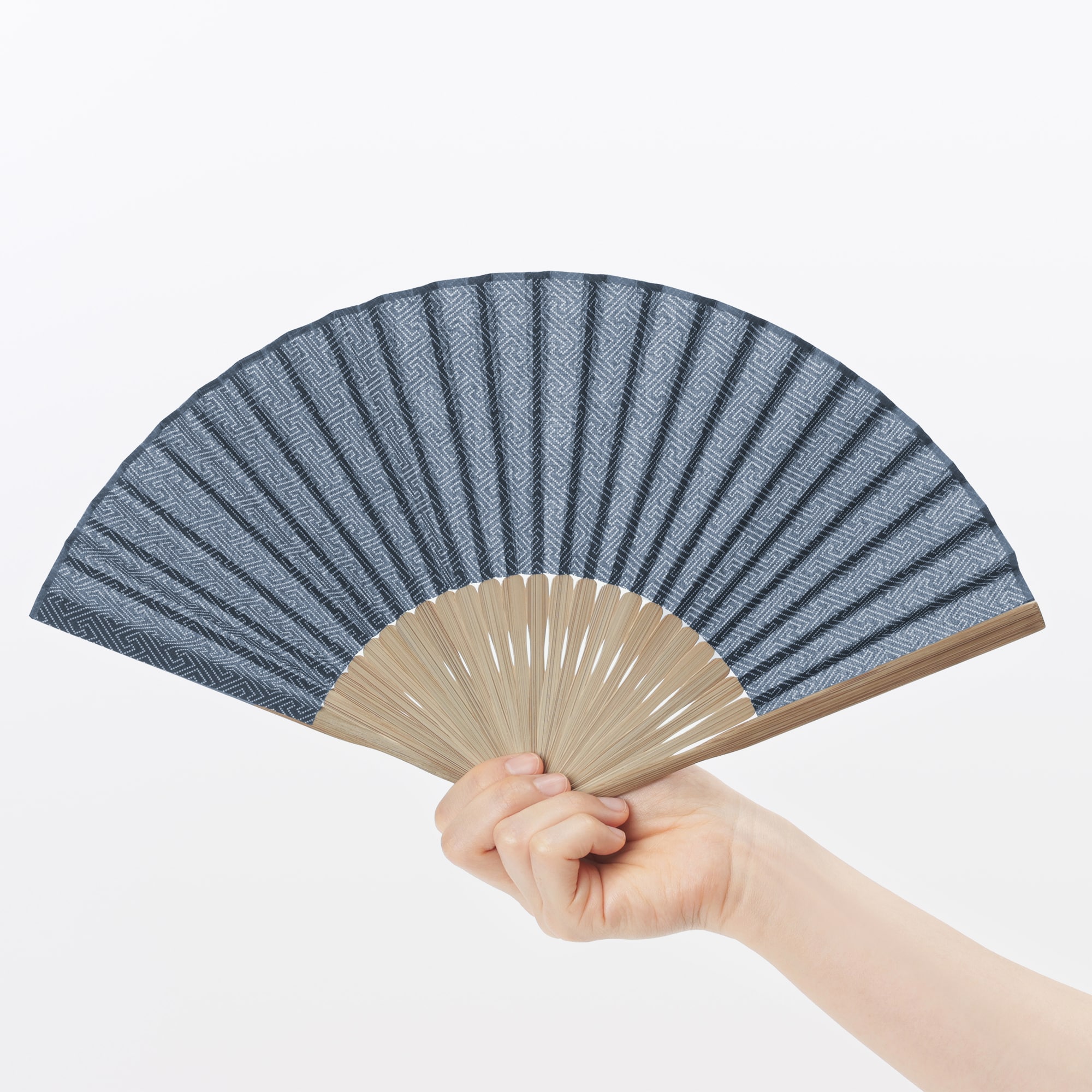 扇子（工字繋ぎ柄）