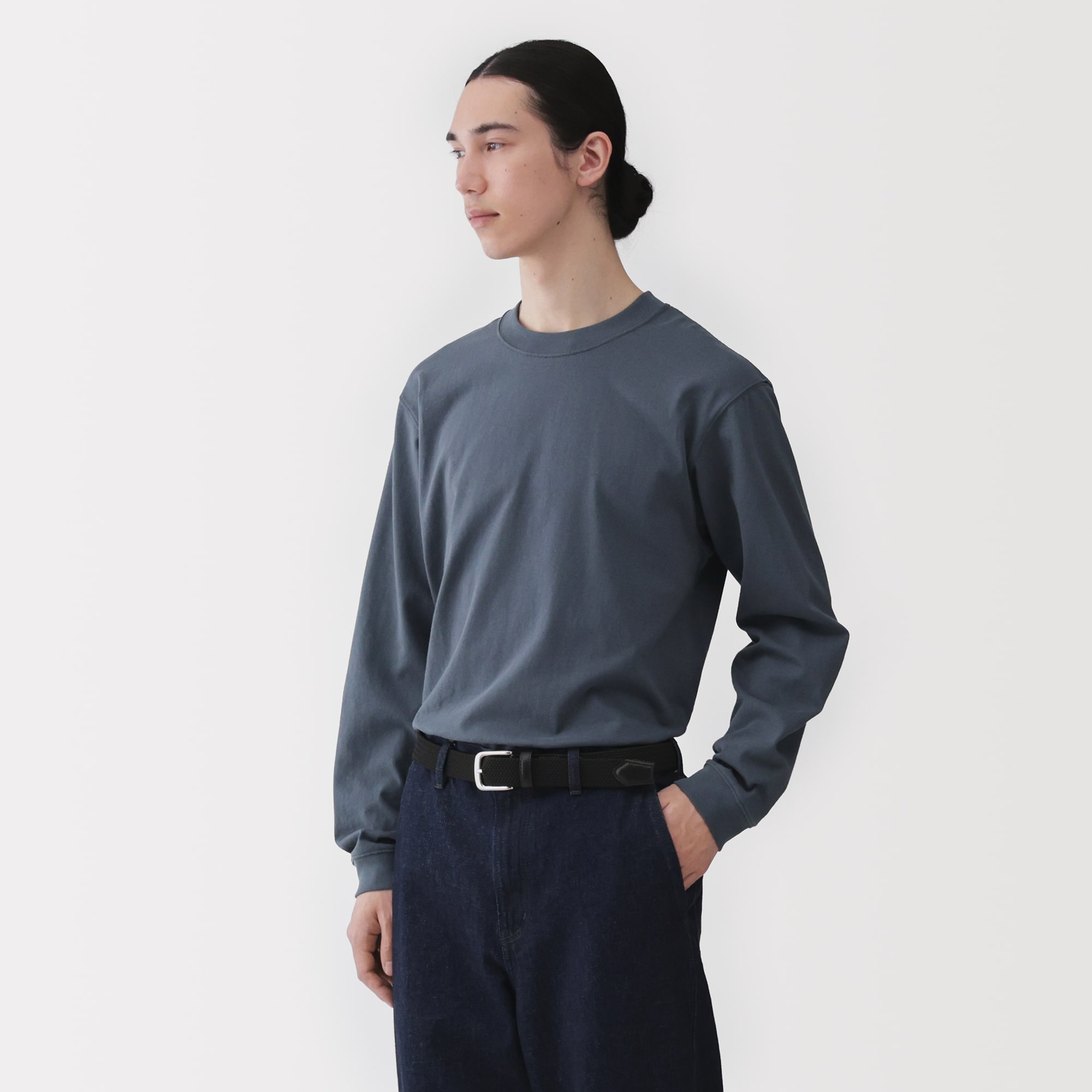 自由な位置で留められる　ストレッチベルト