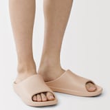 足なりサンダル