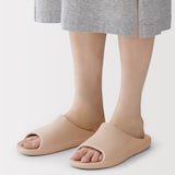 足なりサンダル