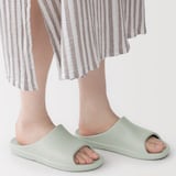 足なりサンダル