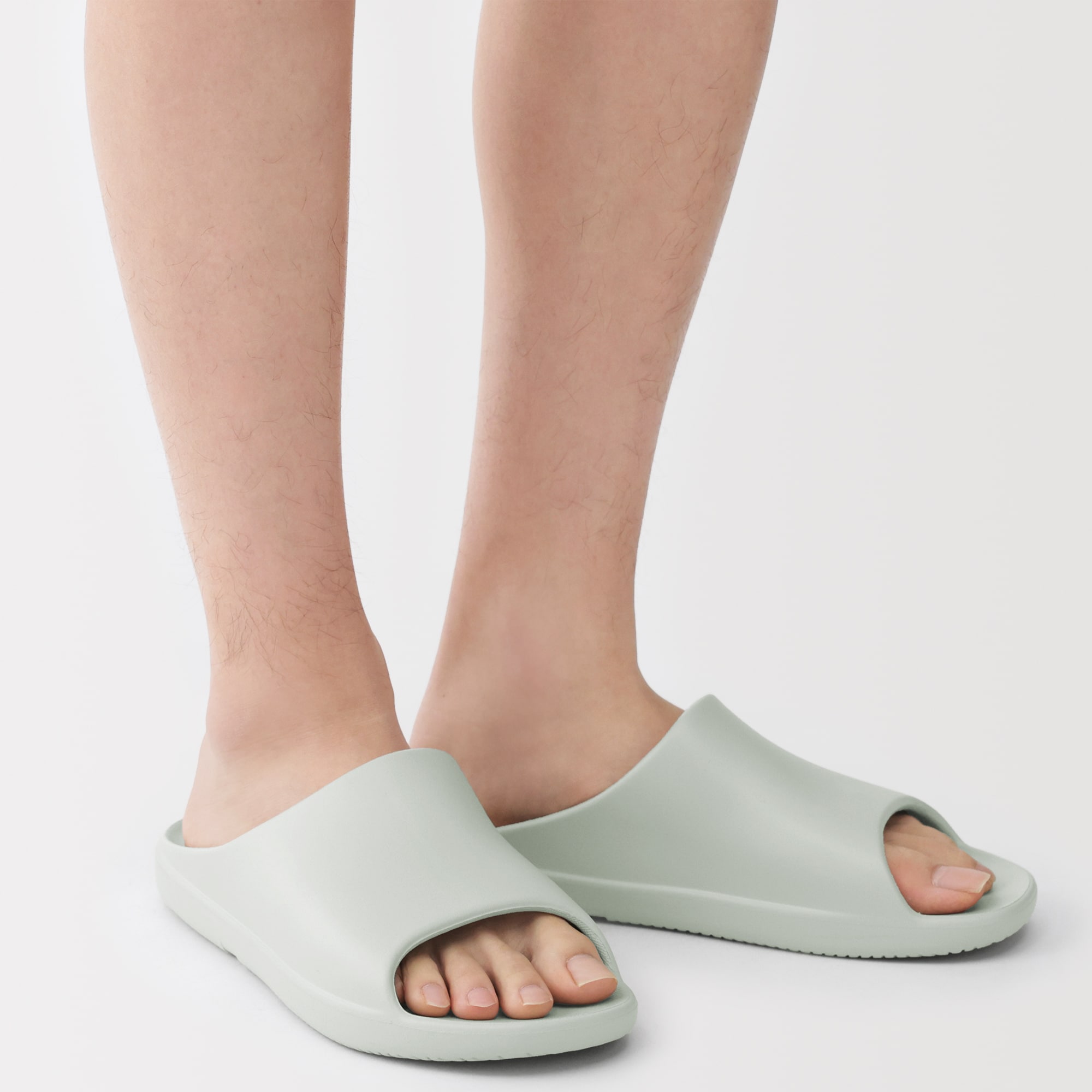 足なりサンダル