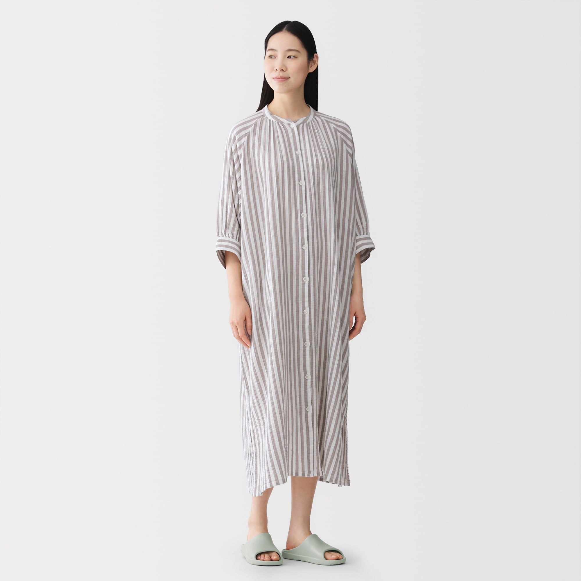 足なりサンダル