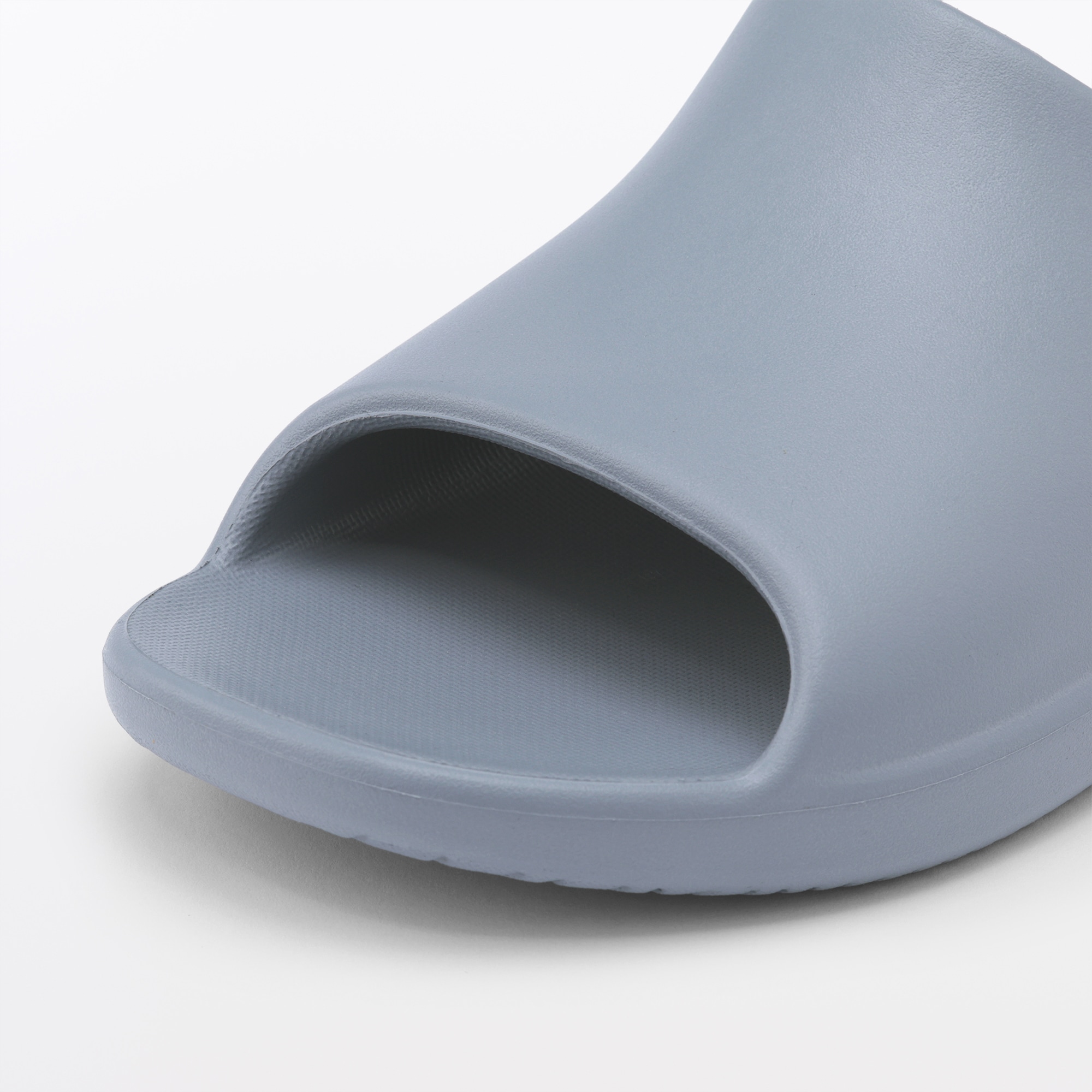 足なりサンダル