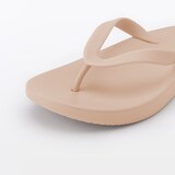 足なり　ビーチサンダル