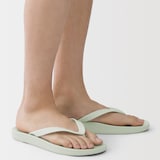 足なり　ビーチサンダル