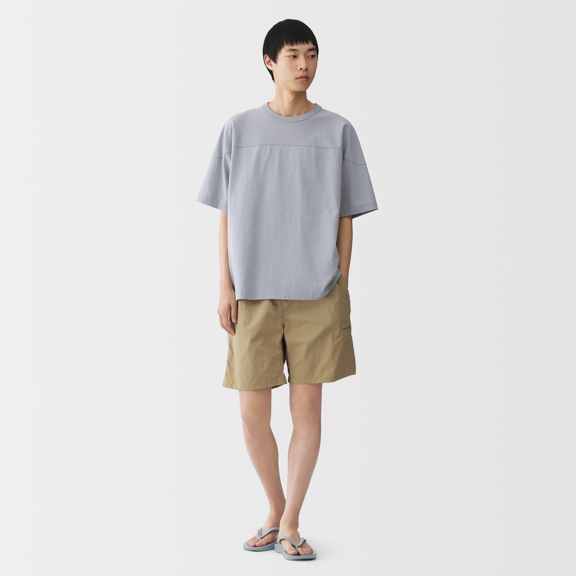 足なり　ビーチサンダル