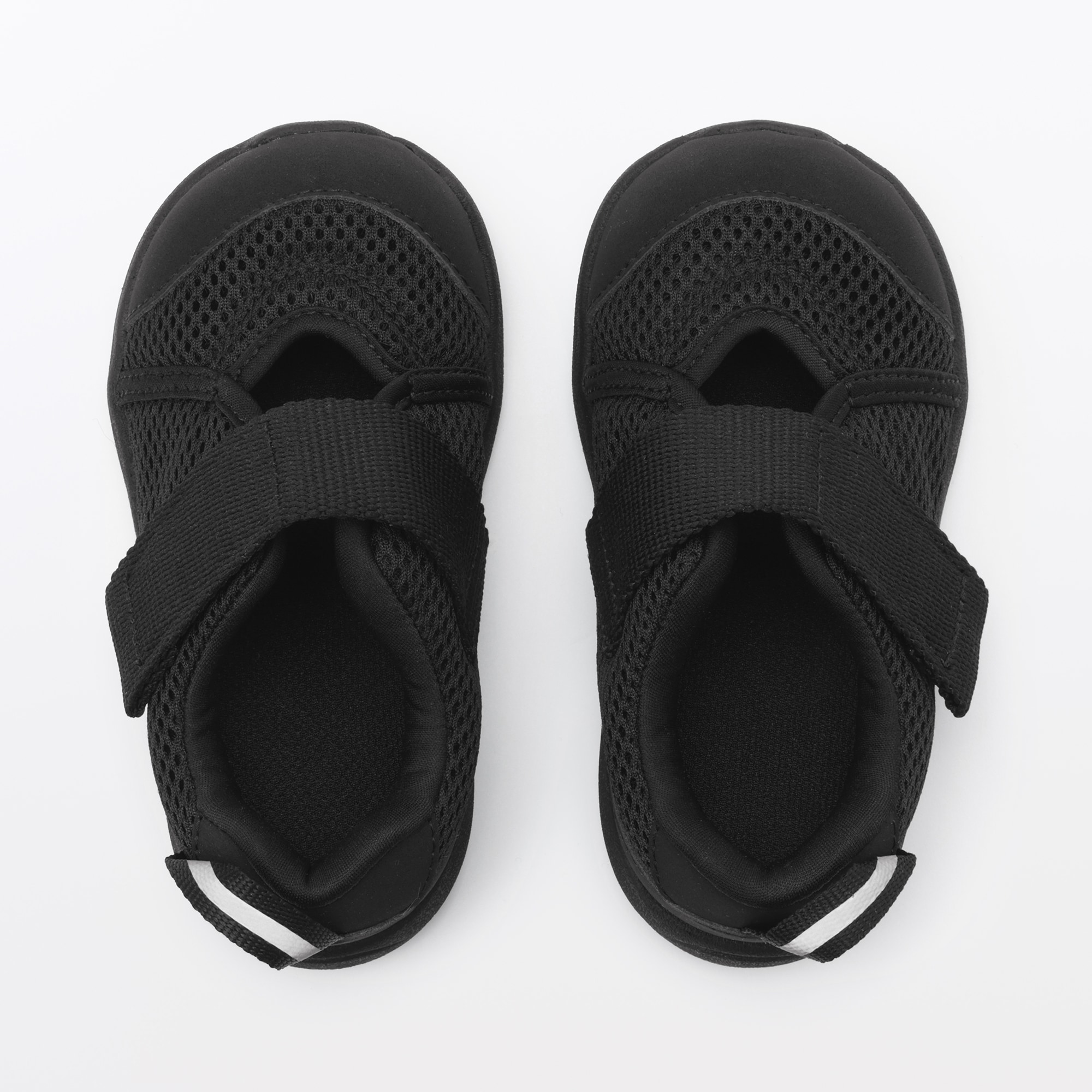 ベビー　ワンベルトスニーカー