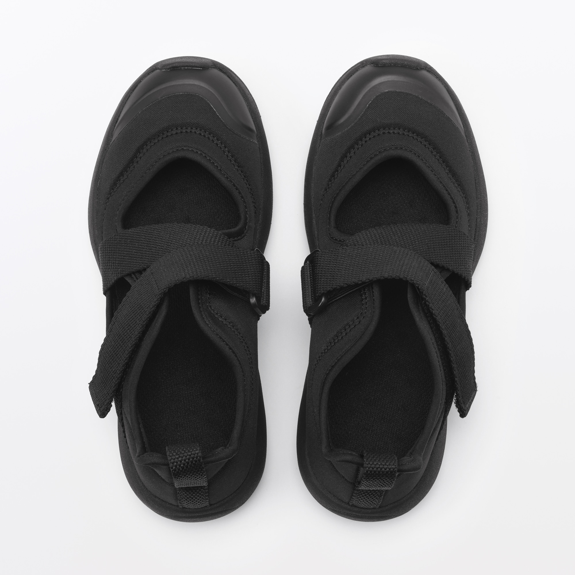 キッズ　スニーカーサンダル