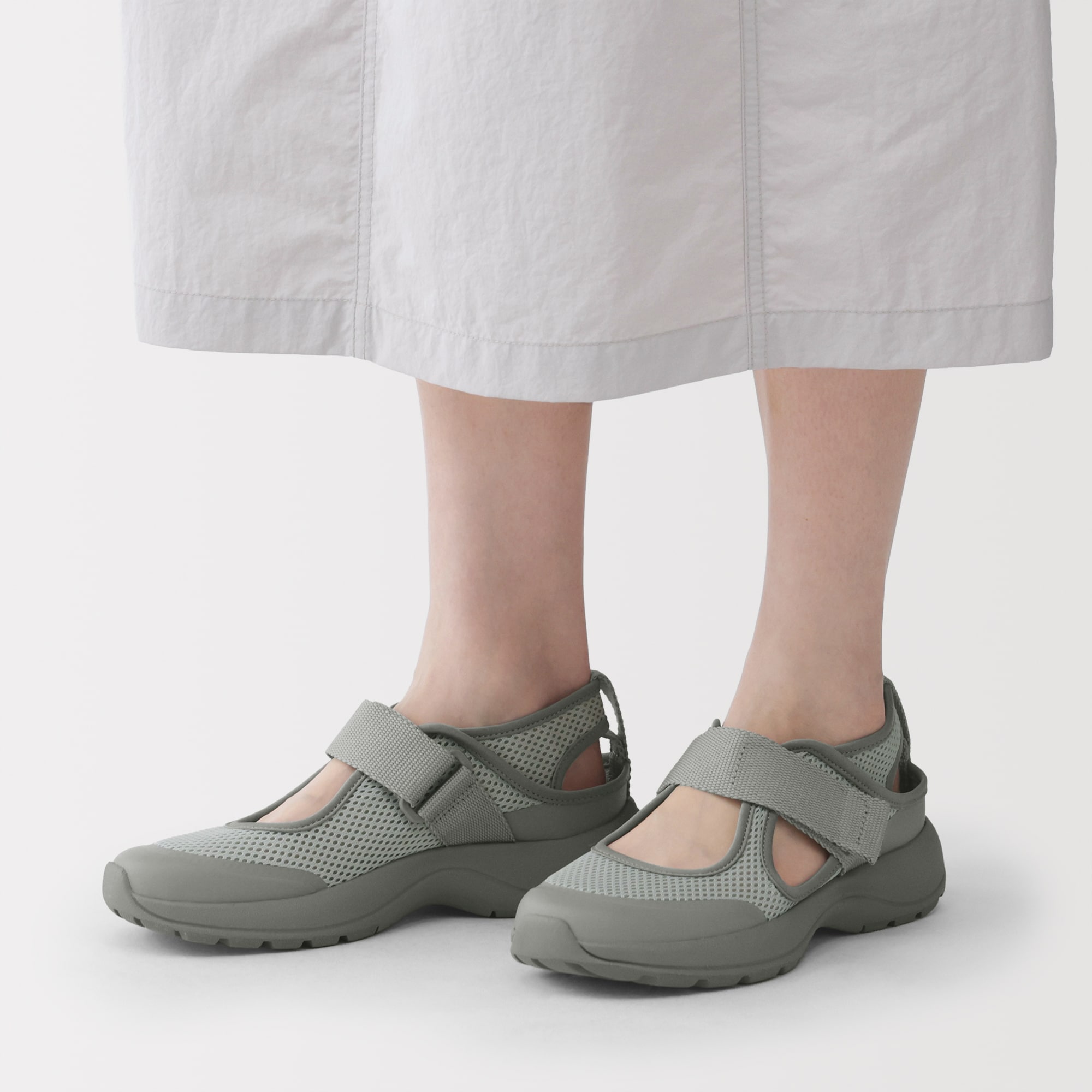 メッシュ　ワンベルトスニーカーサンダル